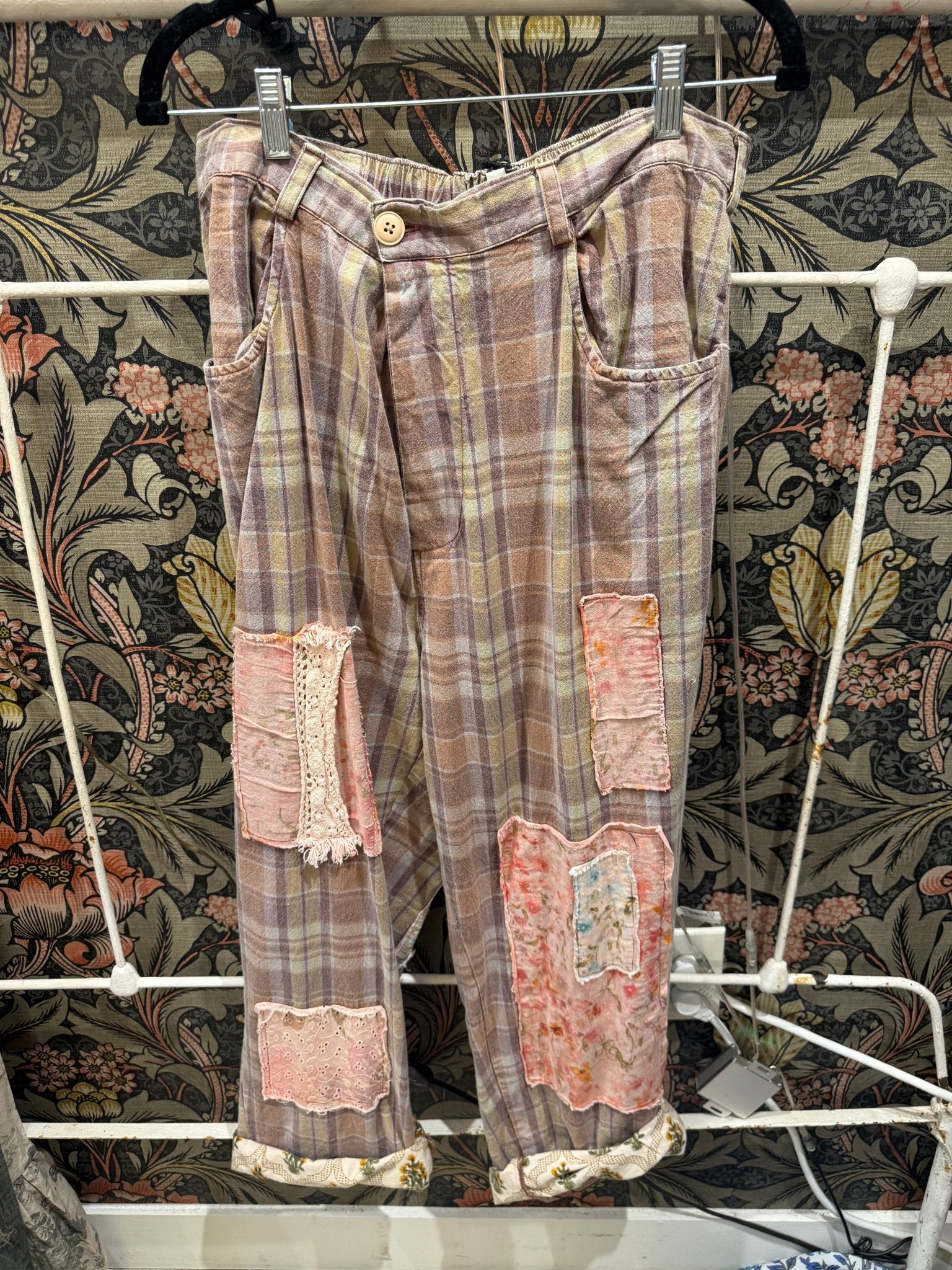 Traveling On Pants - Lavender Plaid - Vintage Vault Boutique