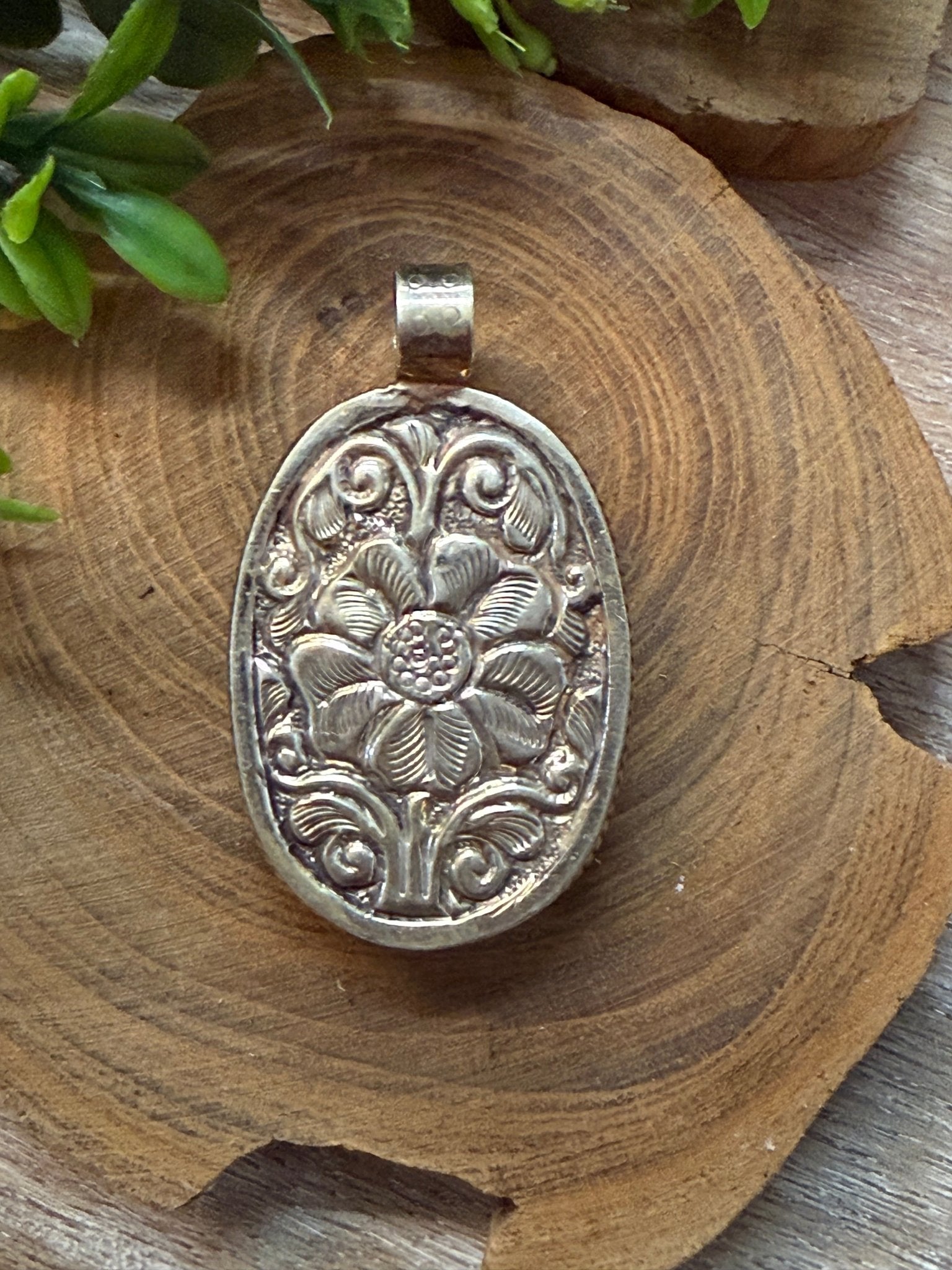 American Indian Carved Labradorite Tibetan Pendant - Vintage Vault Boutique