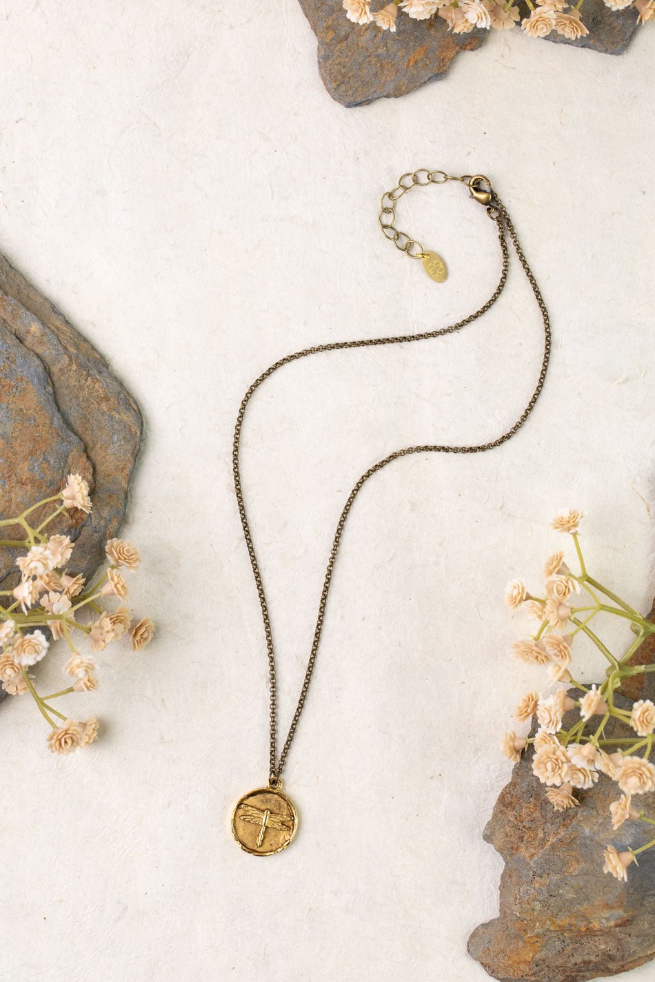 Enlighten Dragon Fly Simple Necklace 002N - Vintage Vault Boutique