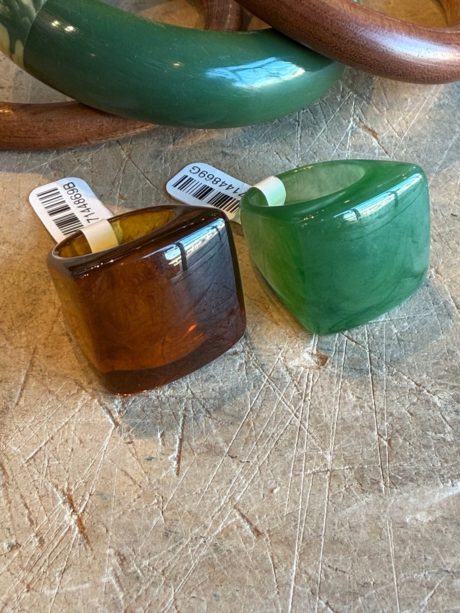 Resin Signet Ring - Vintage Vault Boutique