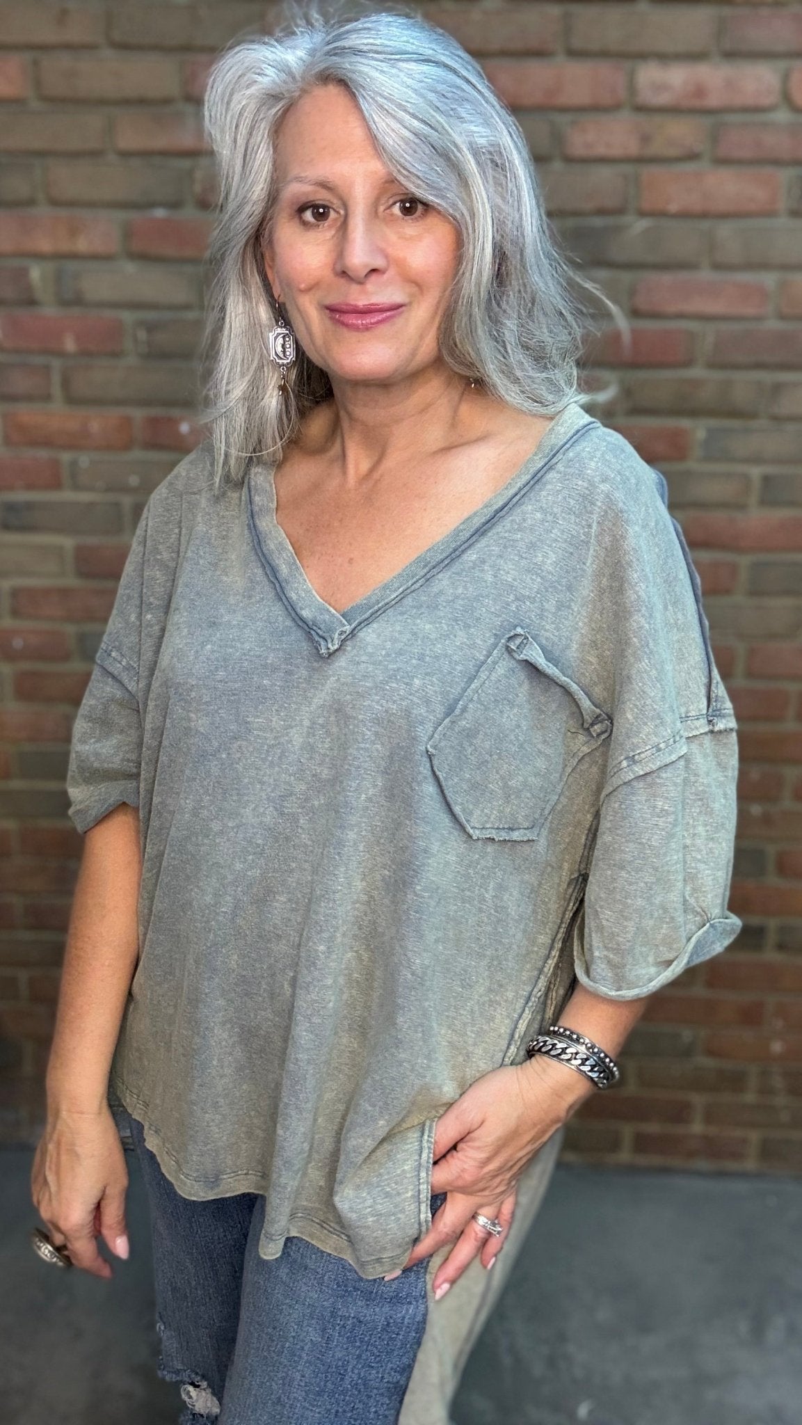 Faded Navy V-Neck Short Sleeve Top - Vintage Vault Boutique