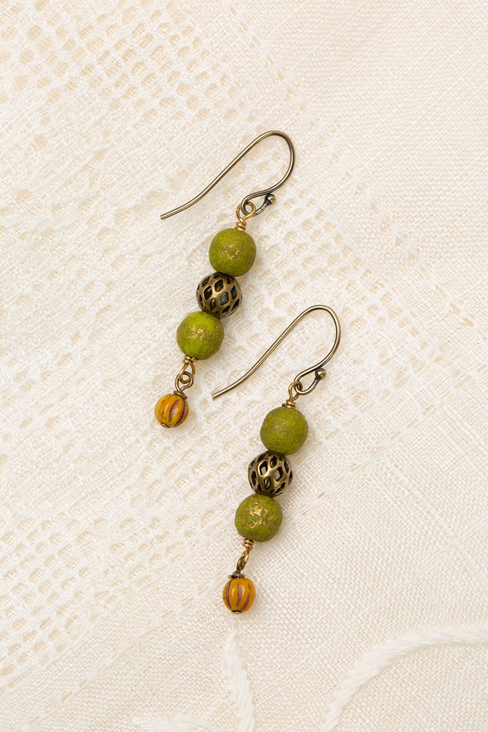 Guidance Simple Earrings 015E - Vintage Vault Boutique