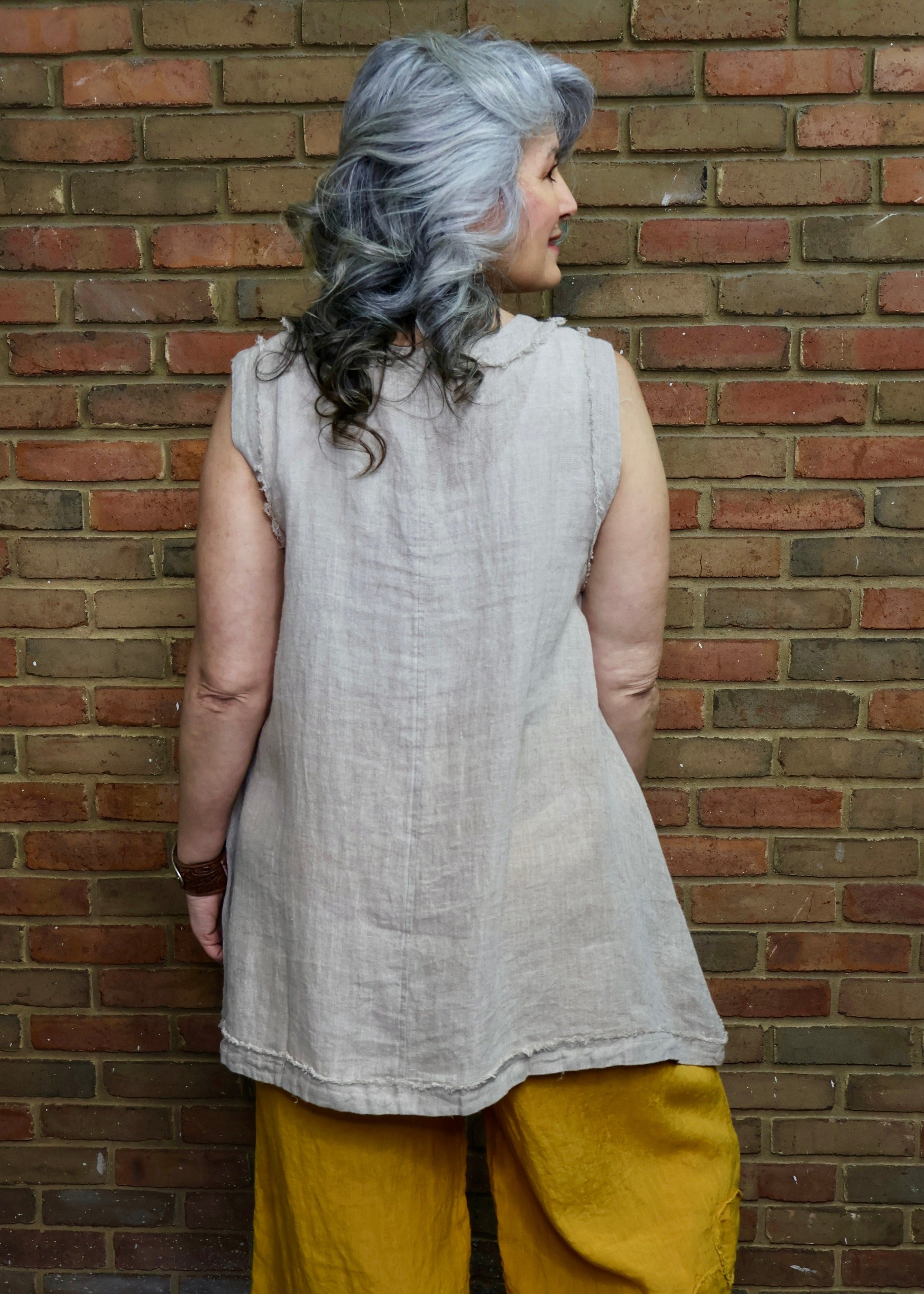 V-Neck Mesh Tank - Natural