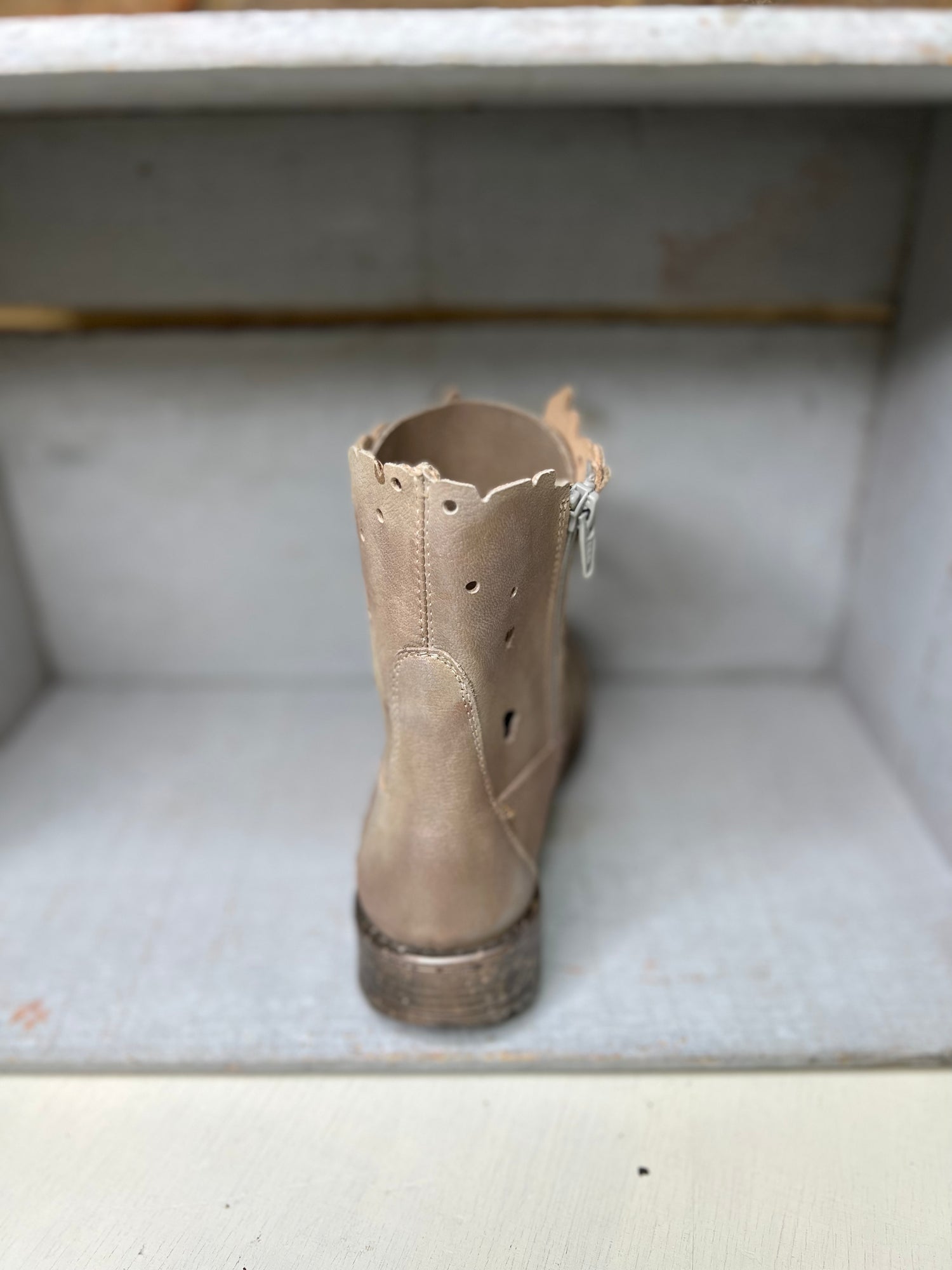 Joshua Boot Sz 36 37