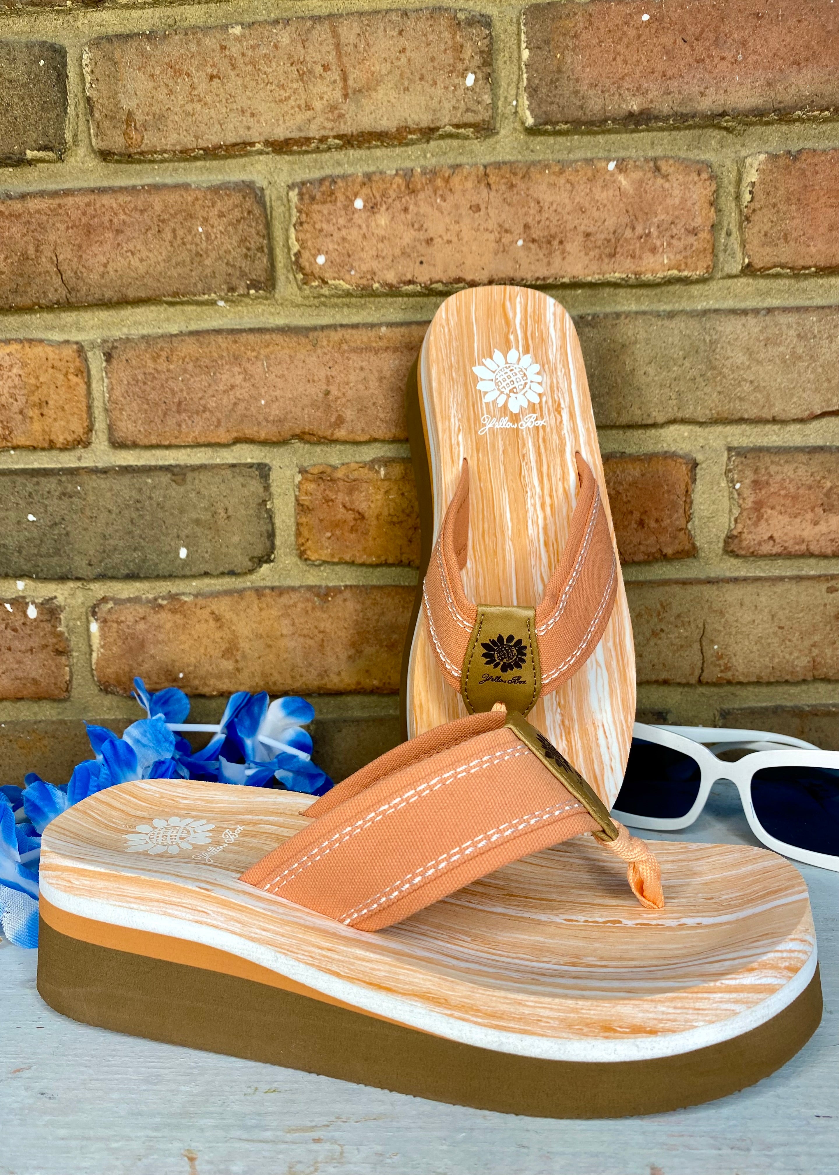 Coral Kartini Platform Sandal