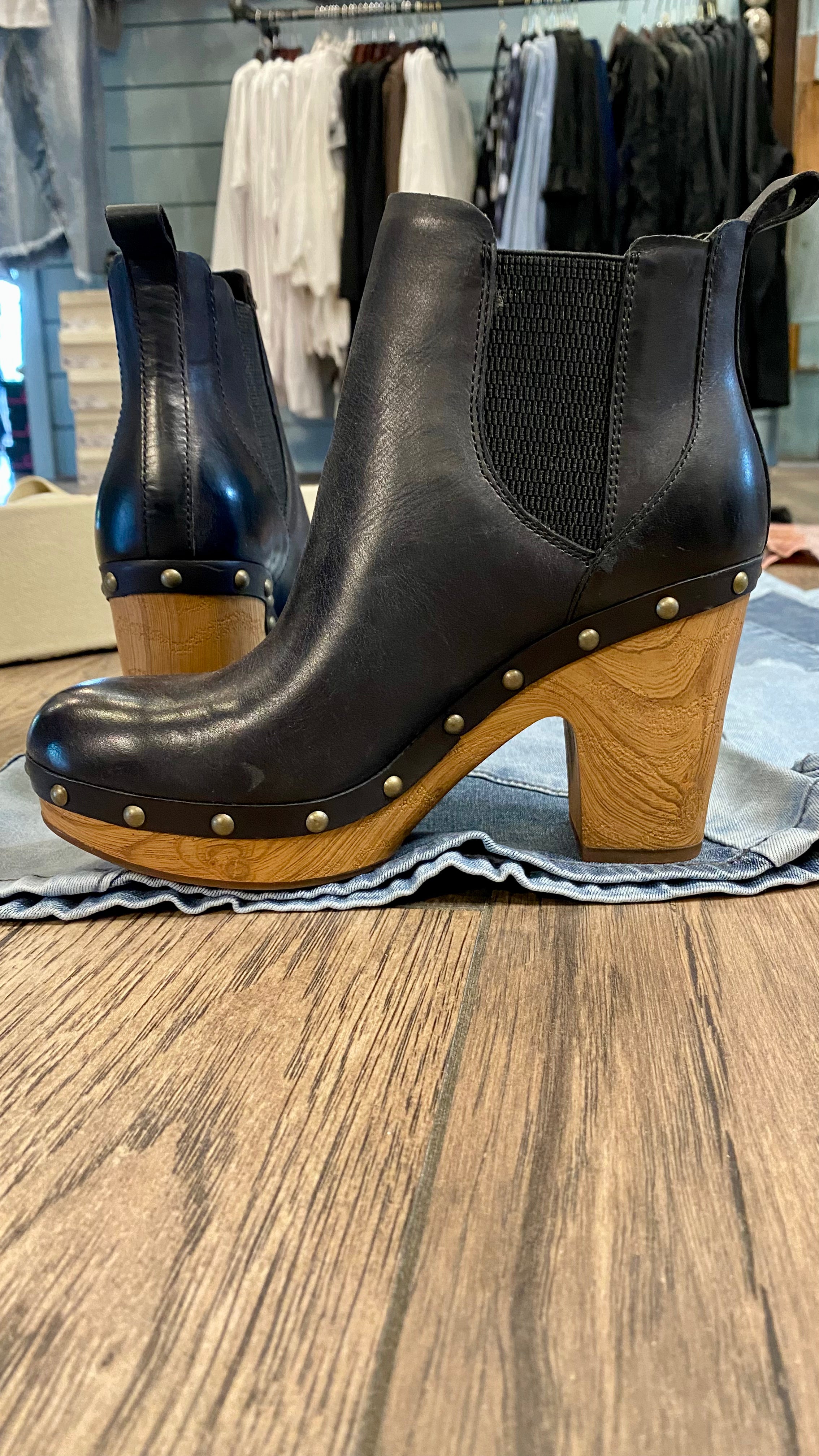Deilia Boot Sz 9 10