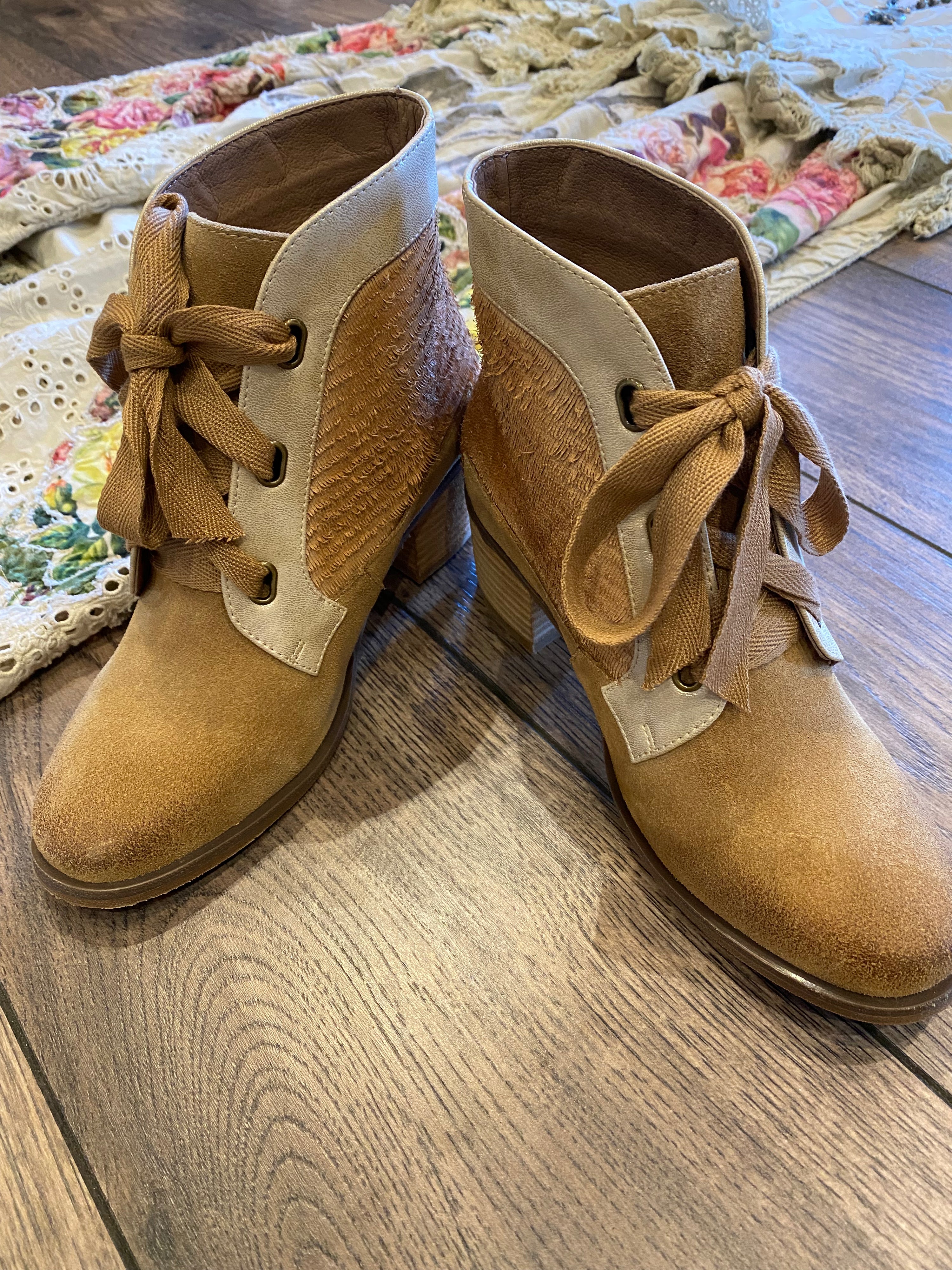 CAROLINE N52 Sz 37 38