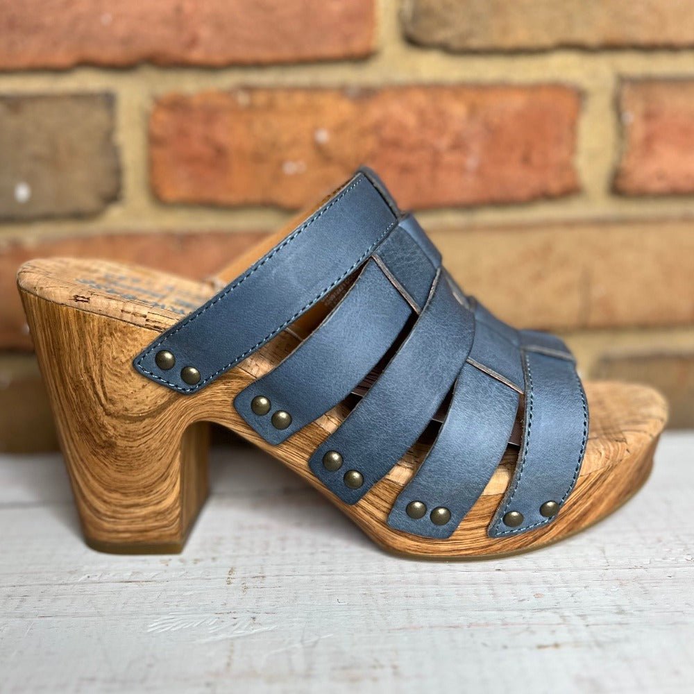 Devan Slip-on Sandal Teal Sz 9 10 - Vintage Vault Boutique
