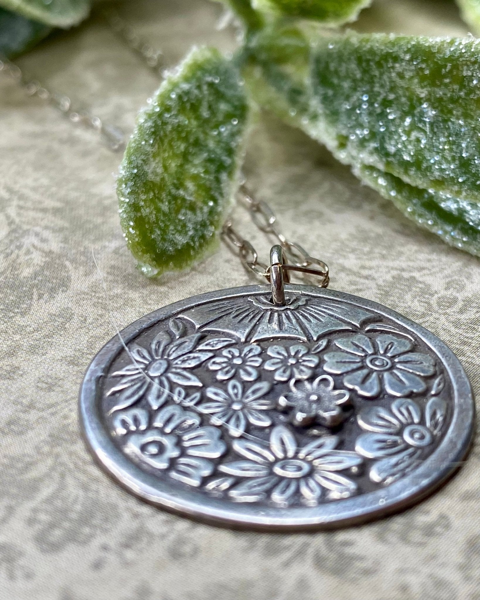 Round Medallion with Raised Flower Necklace - Vintage Vault Boutique