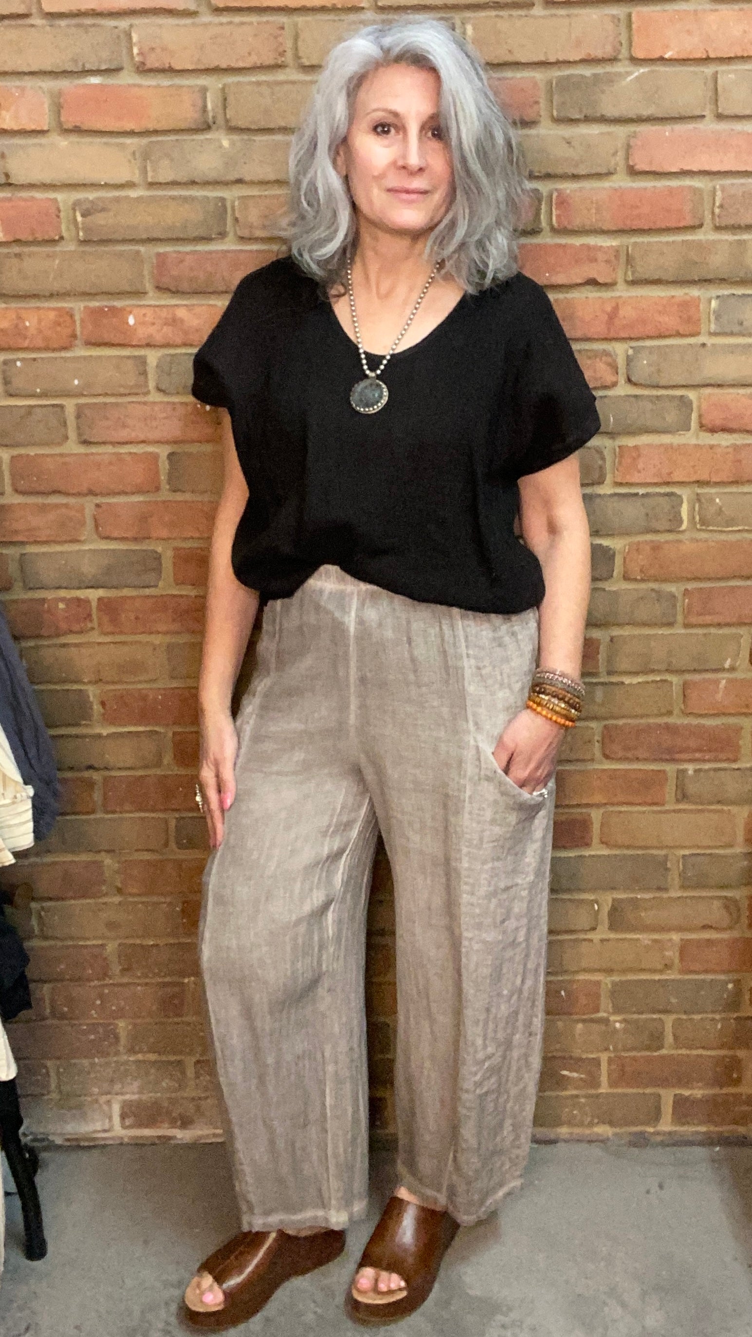 Basic Linen Top Black