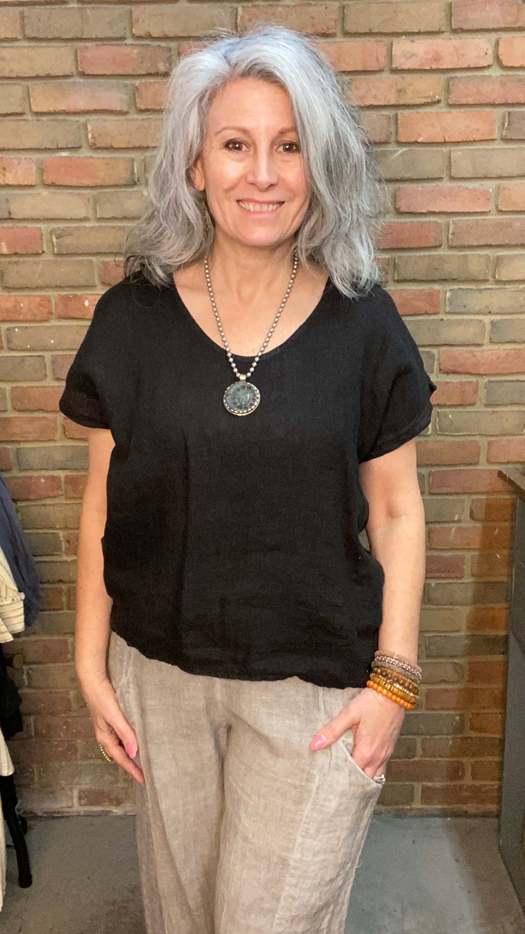 Basic Linen Top Black