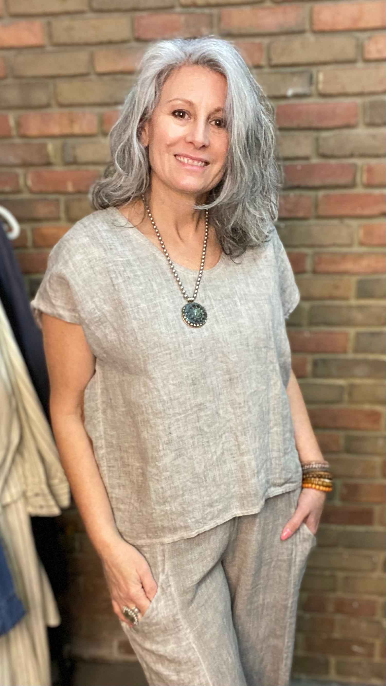 Basic Linen Top Taupe