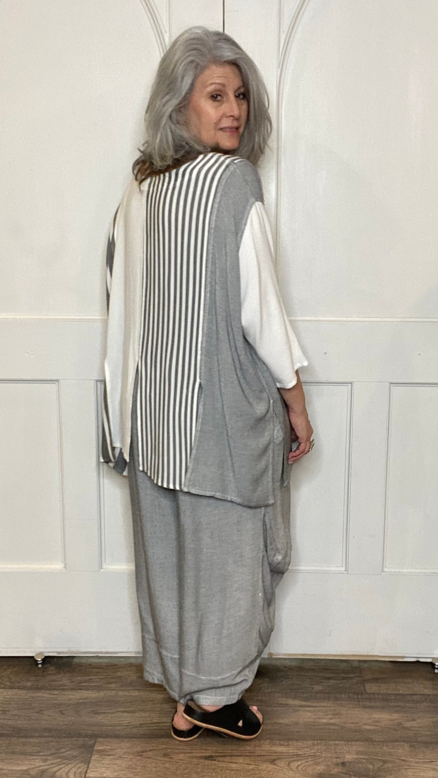 Sousdi Mix Print Top with Slits