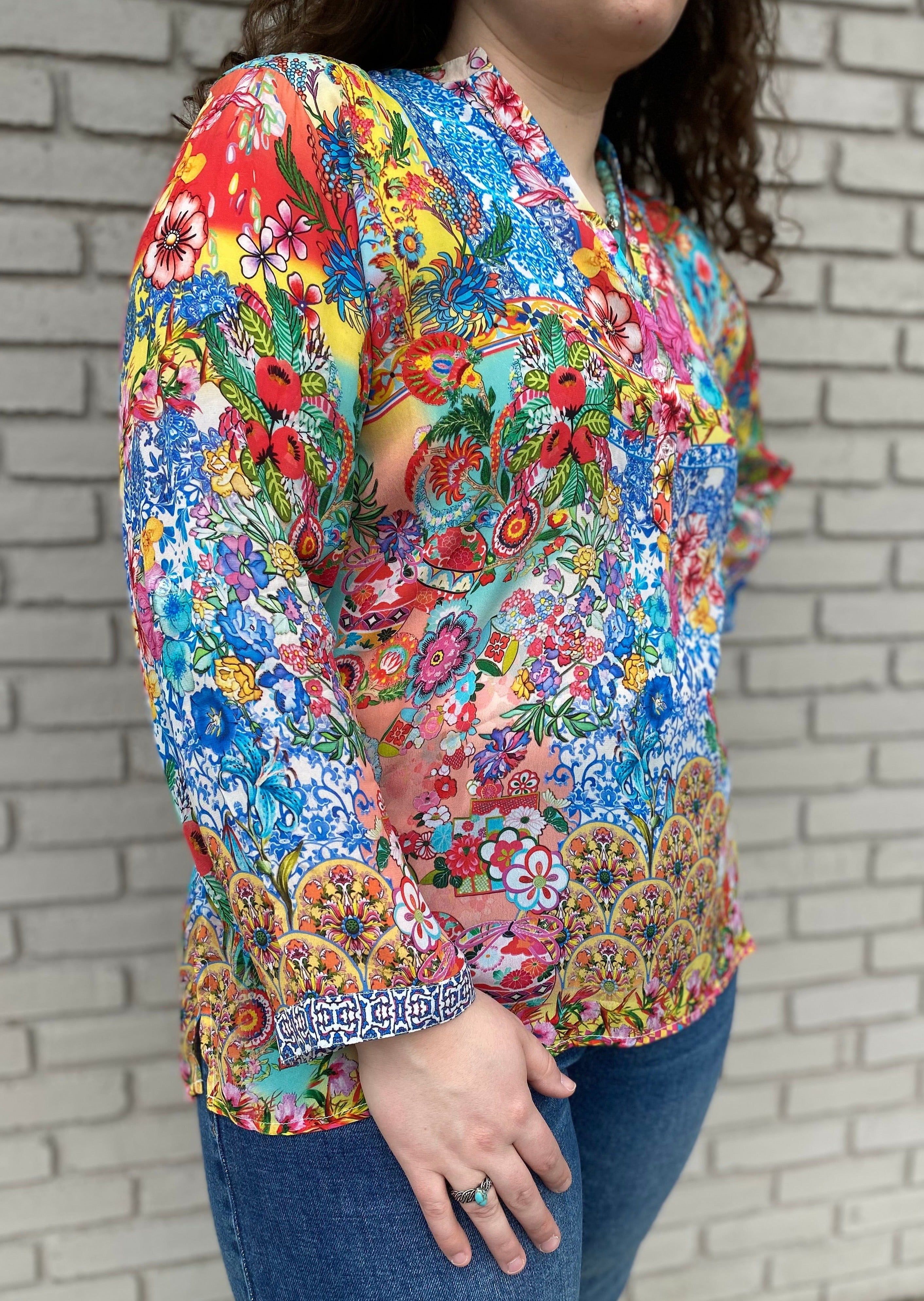 Silk Floral Print Henley Shirt Medium