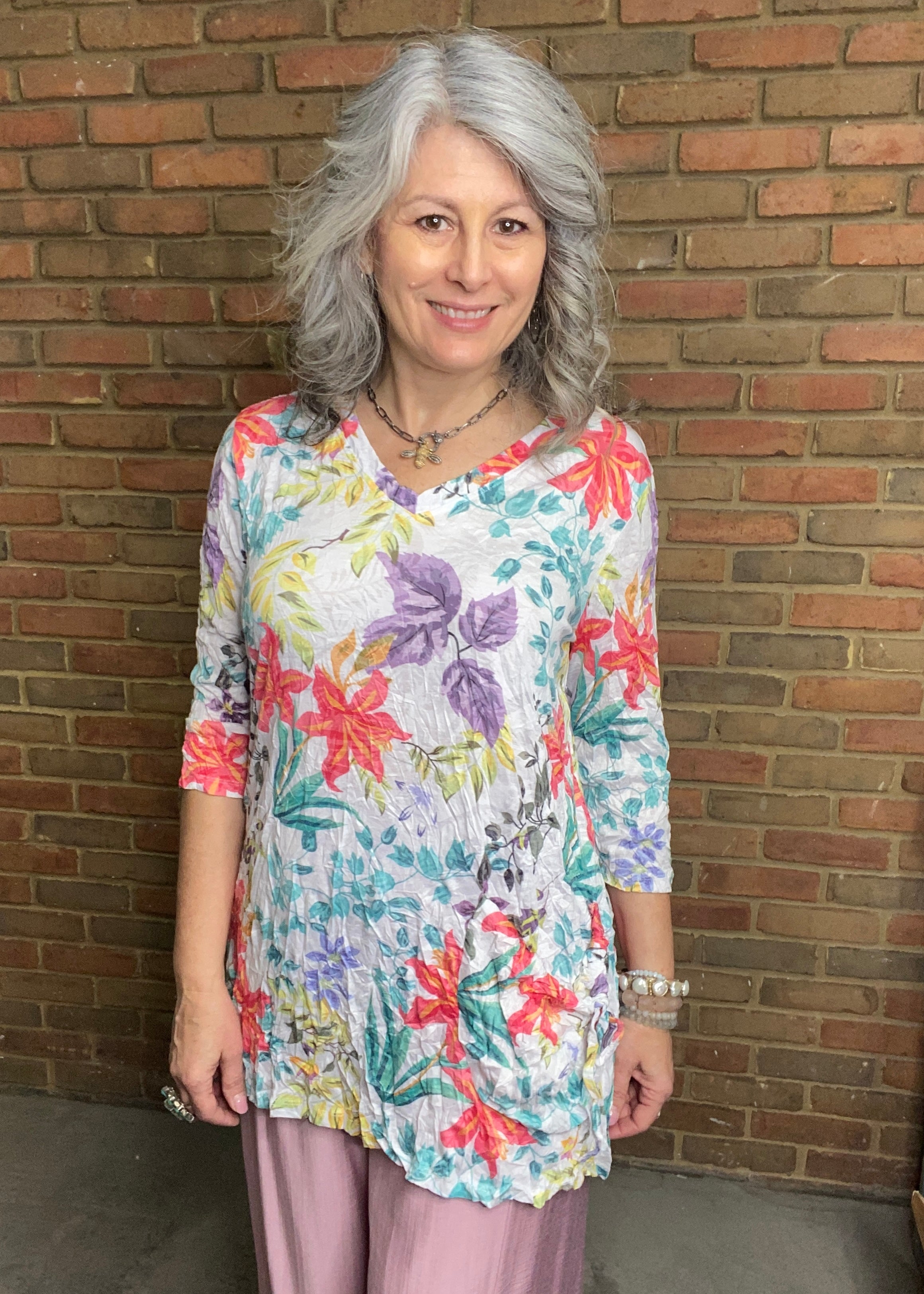 Crinkle Floral One Pocket Top
