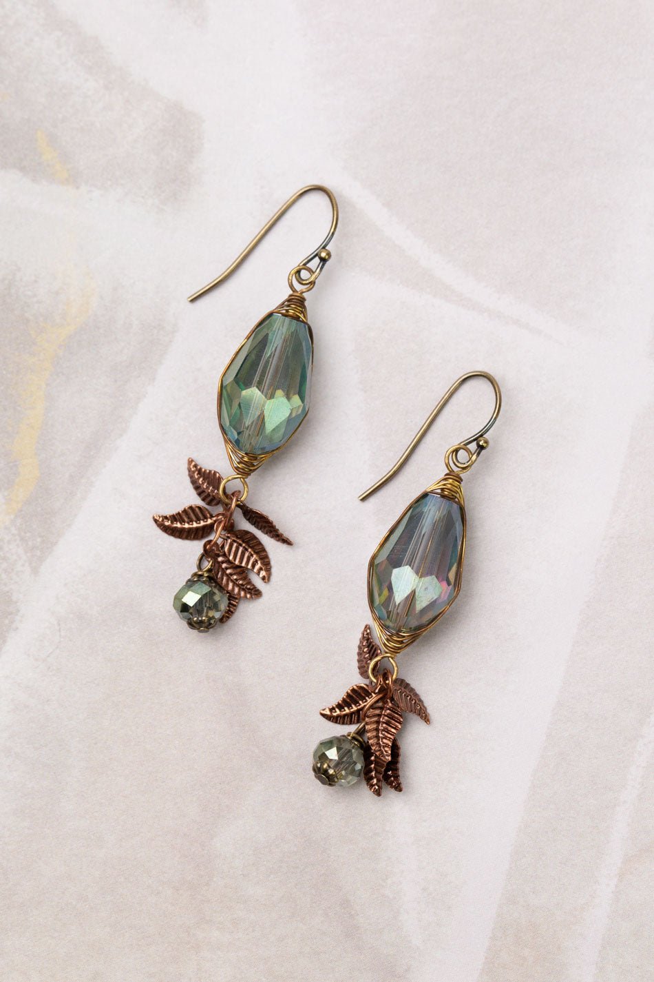 Mauve Mix Faceted Crystal Earrings E031 - Vintage Vault Boutique