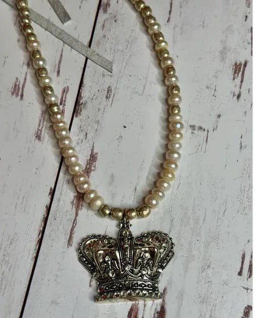 Crystal Crown Pendant Necklace - Vintage Vault Boutique