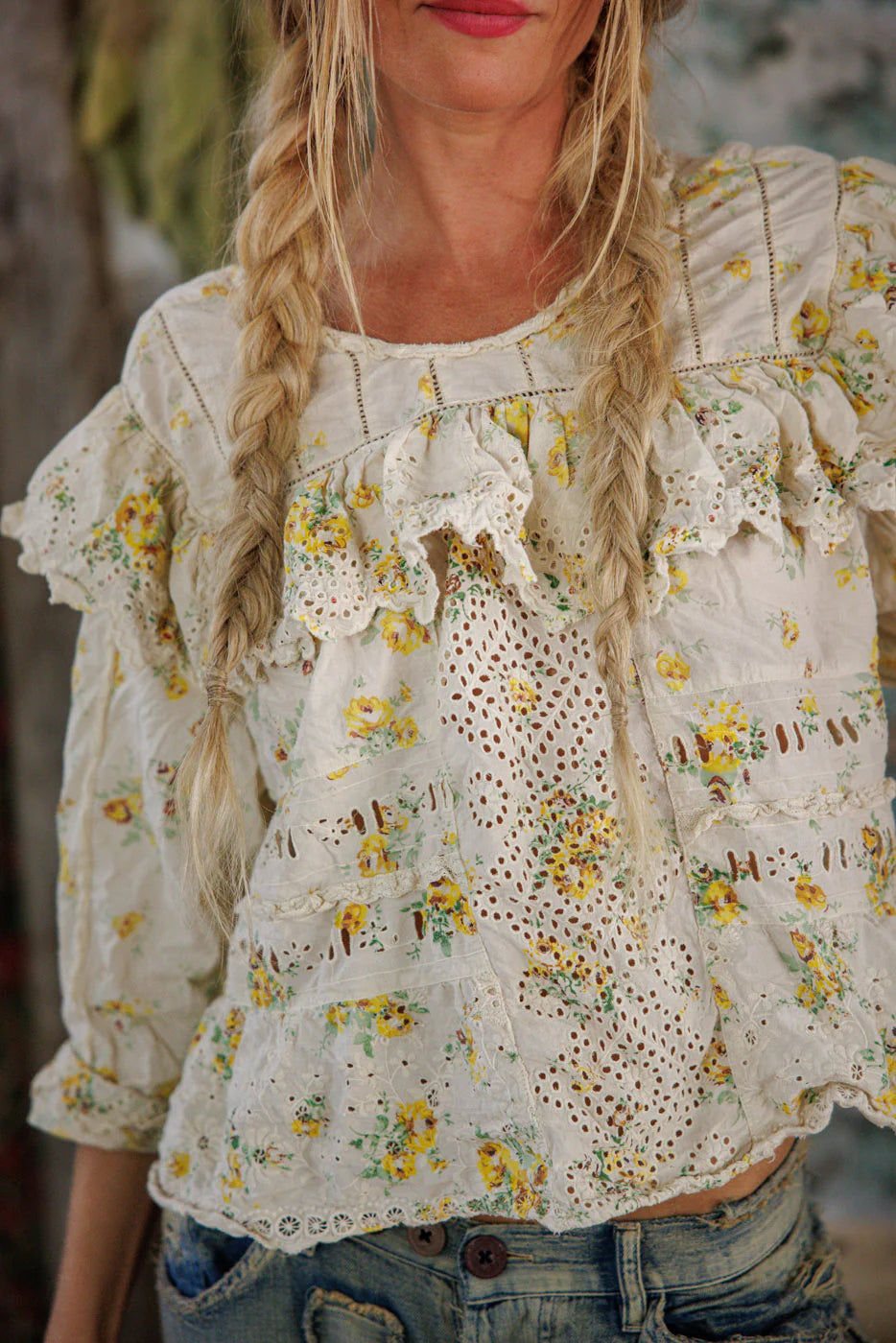 Top 1283 Eyelet Eadred Blouse Lauretta