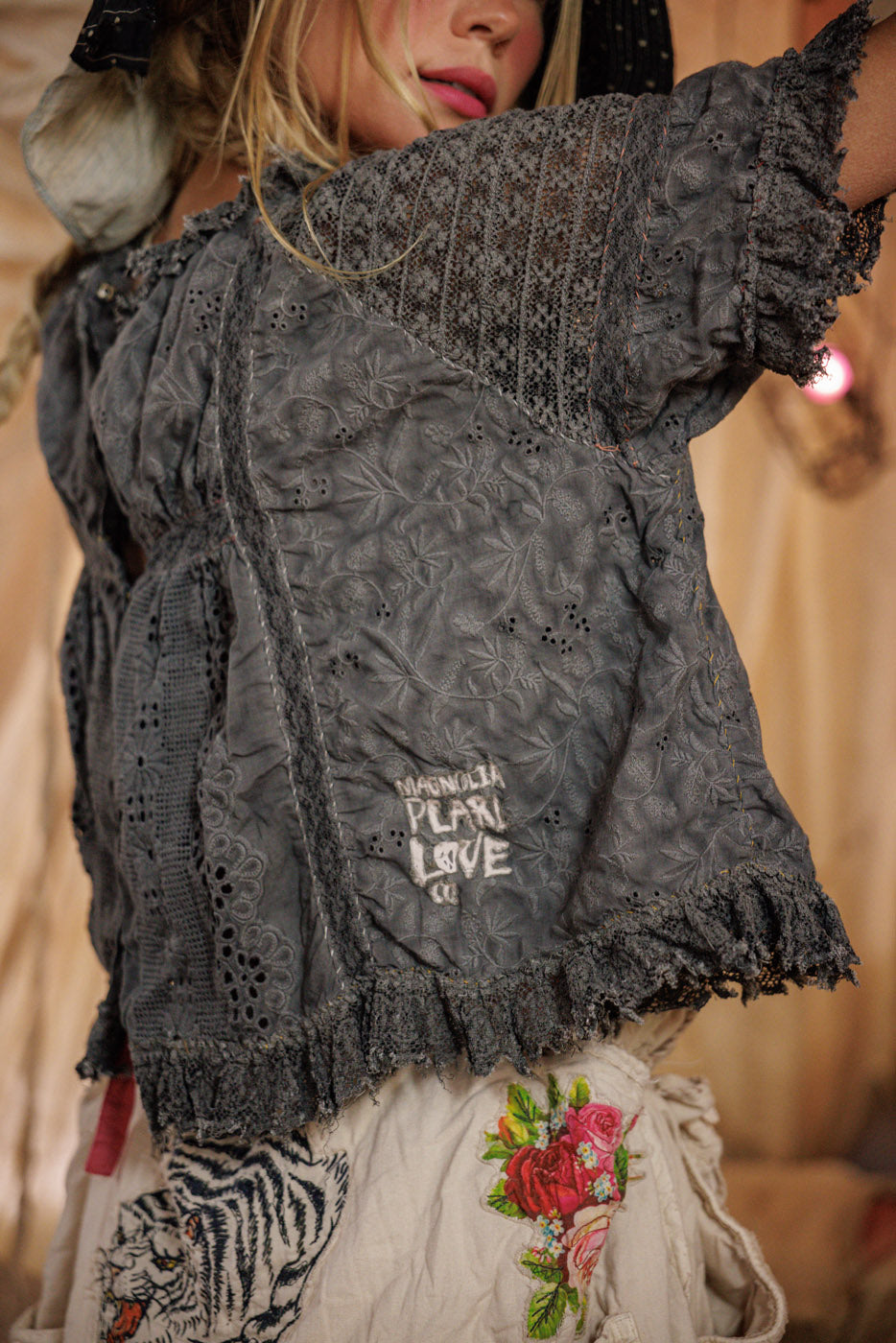 Top 2280 Lace Work Gabriella Blouse Ozzy