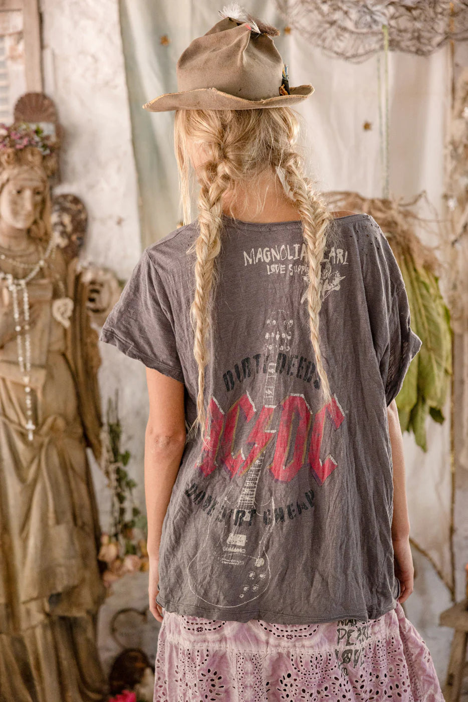 Top 2683 AC/DC Dirty Deeds Tee