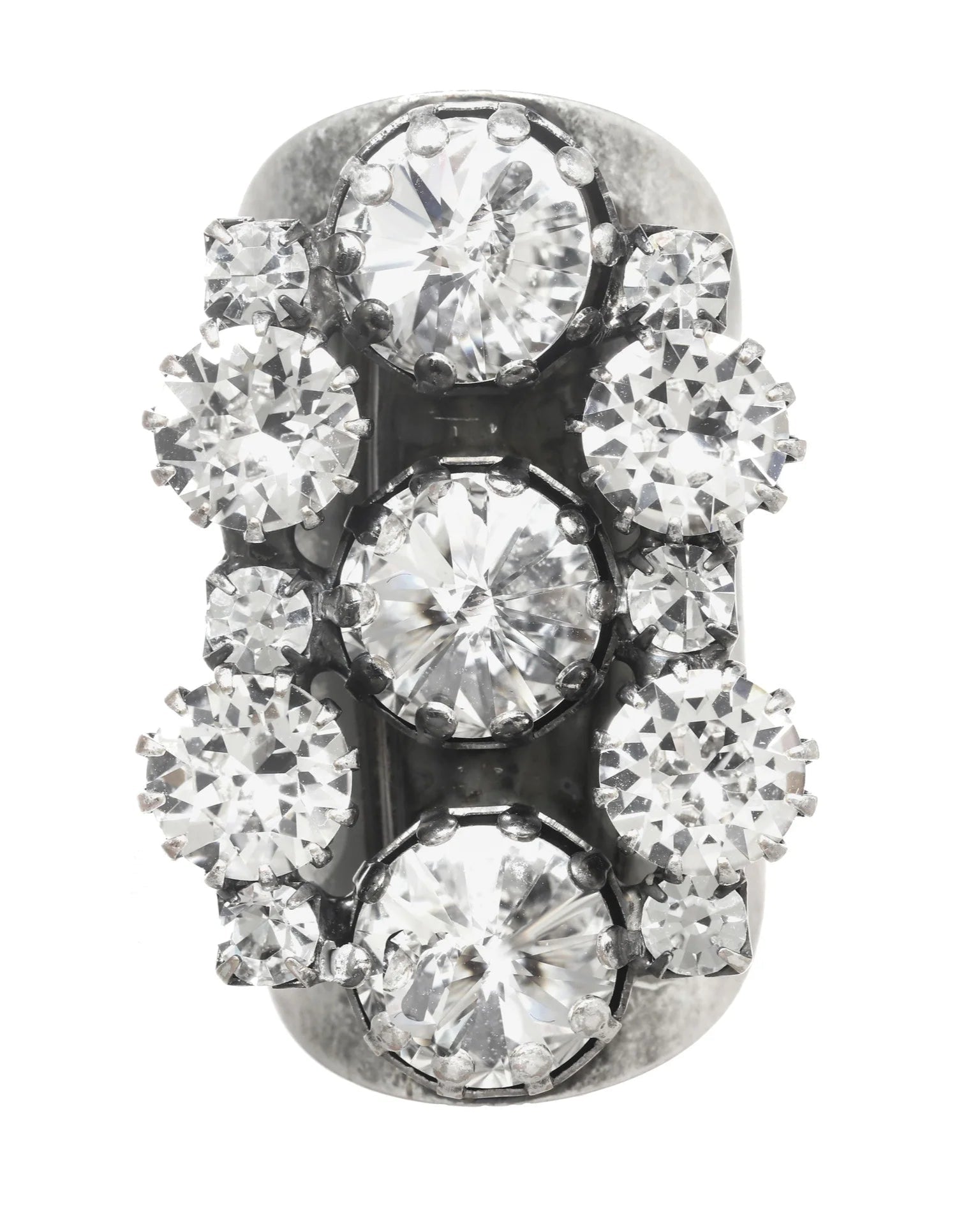 Davian Ring