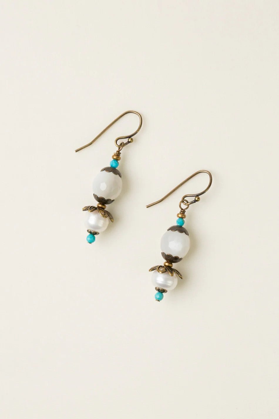 Transcend Moonstone Pearl Earrings E013 - Vintage Vault Boutique