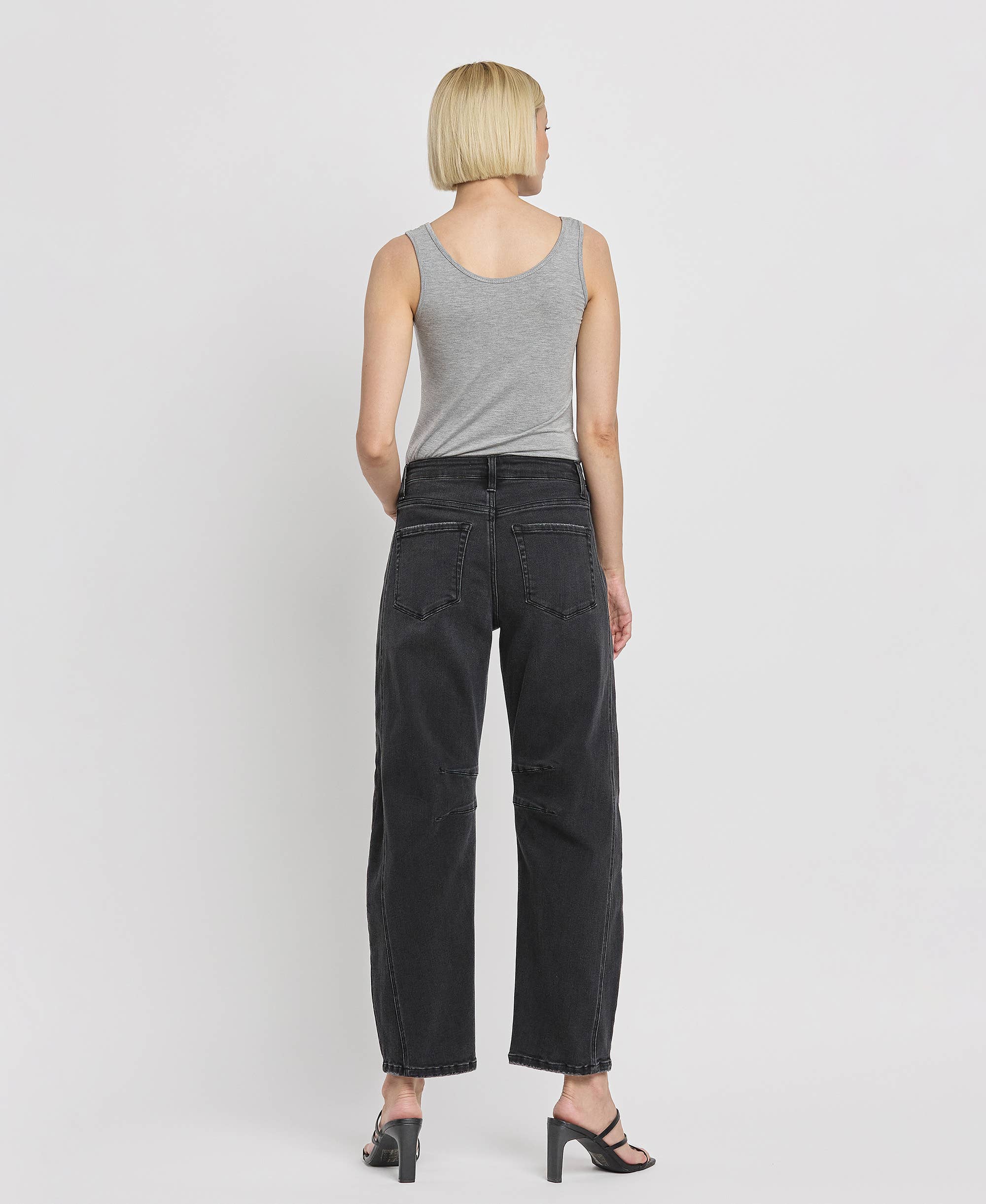 Ankle Barrel Leg Jean