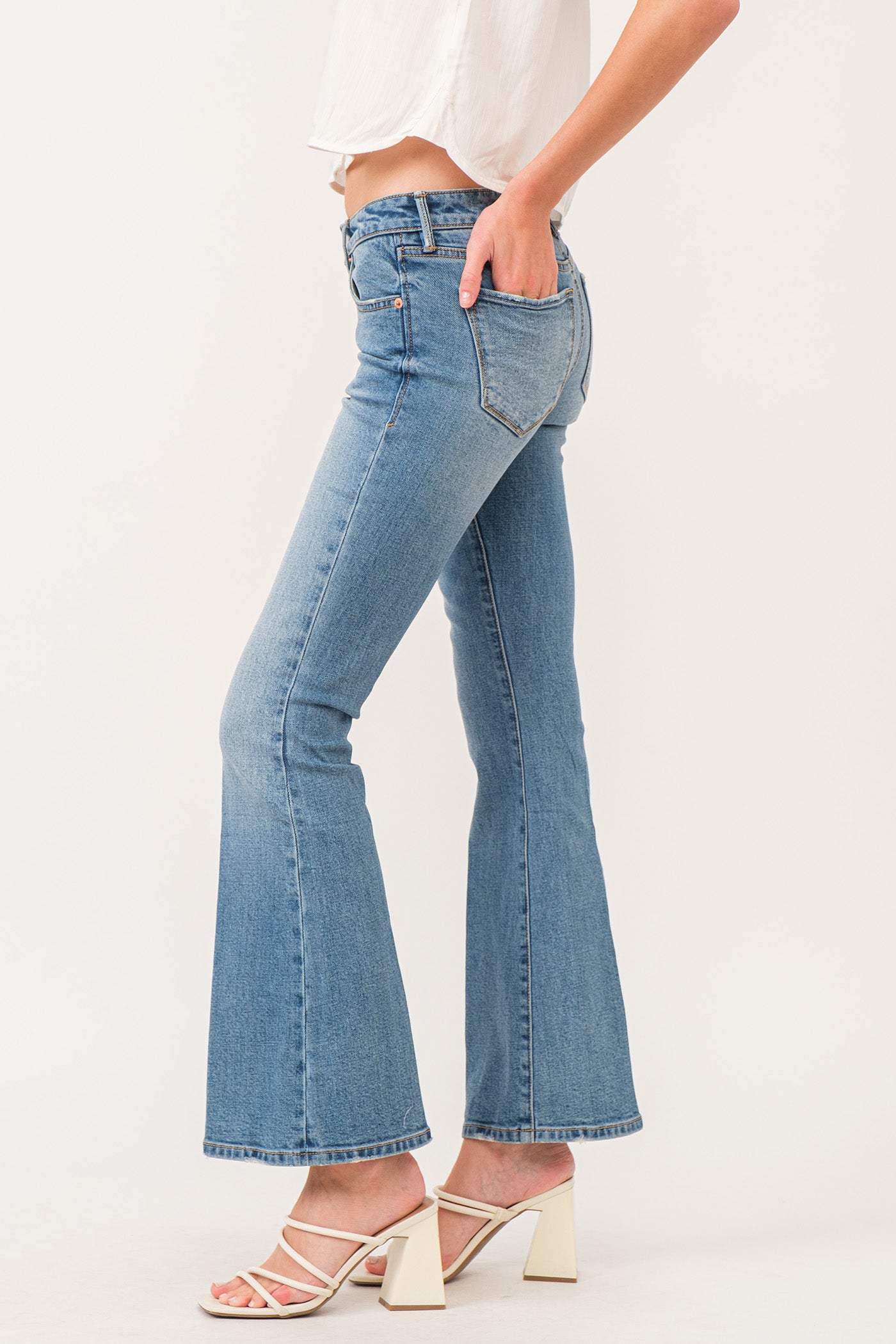 ROSIE COLLISTER Jean