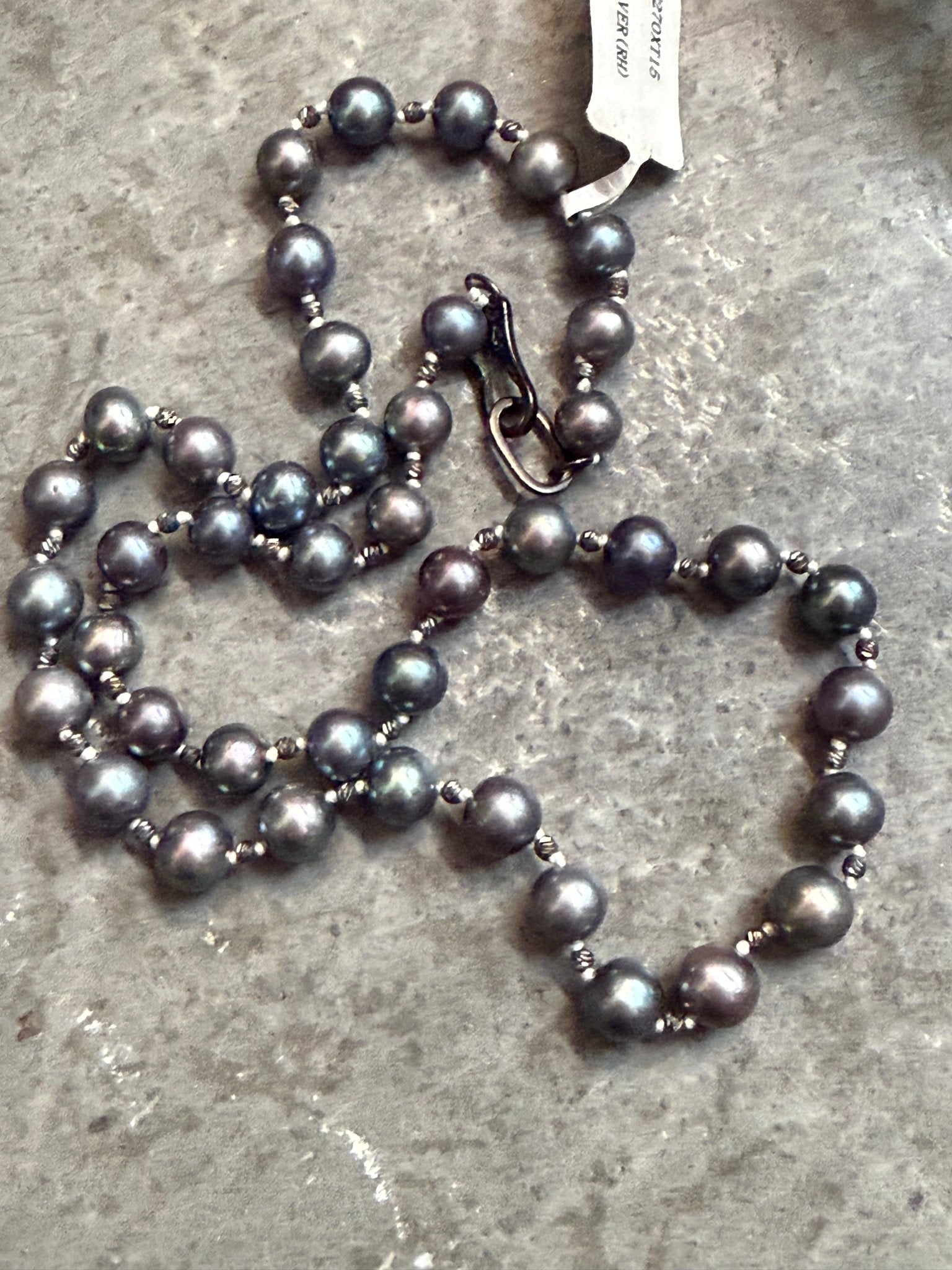 Black Freshwater Pearl Stand Necklace - Vintage Vault Boutique