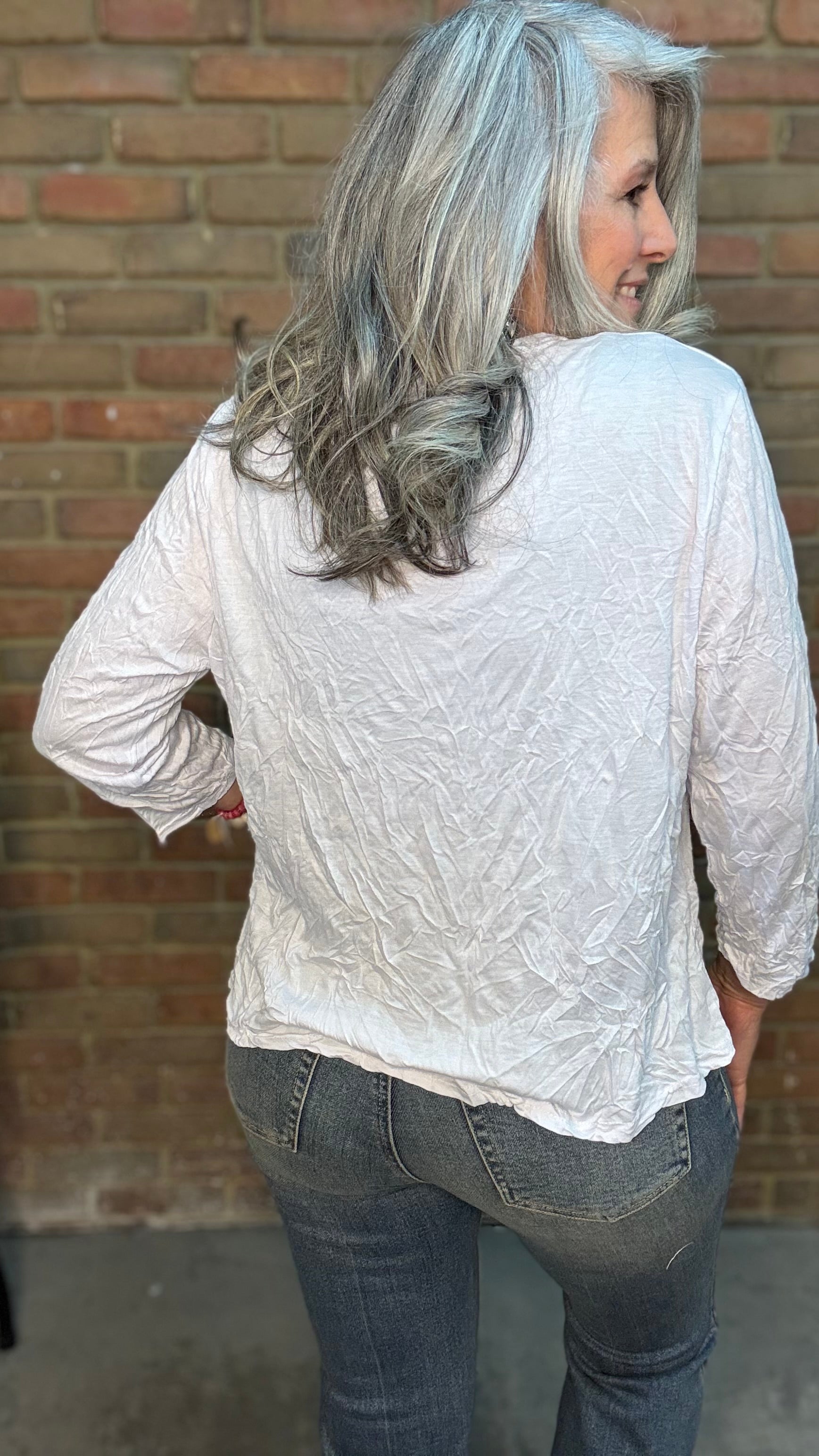White Short Crinkle Cardigan