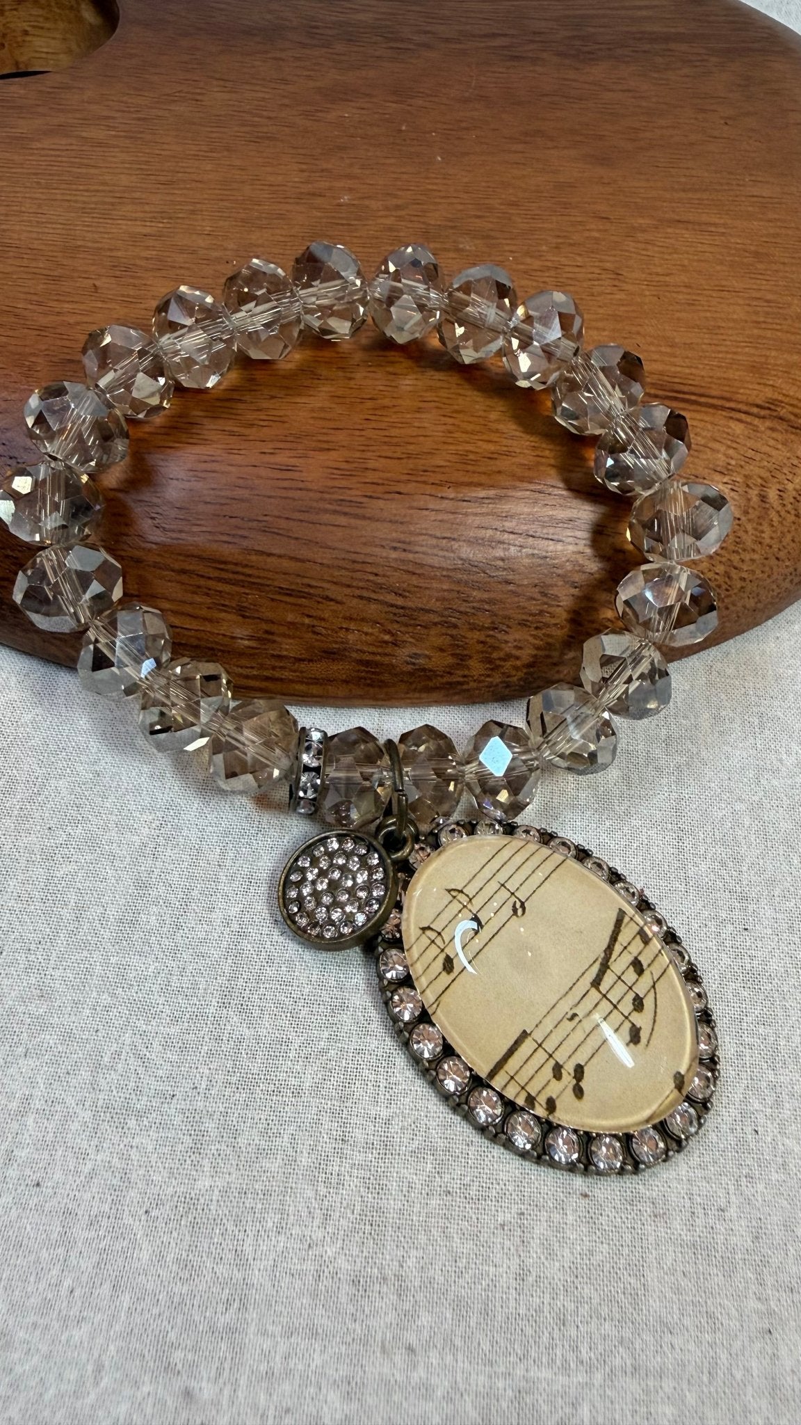 Music Notes Crystal Stretch Bracelet - Vintage Vault Boutique