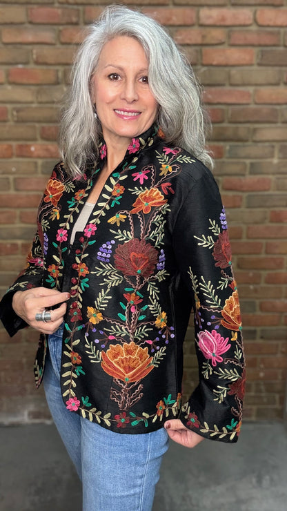 Embroidery Black Short Jacket