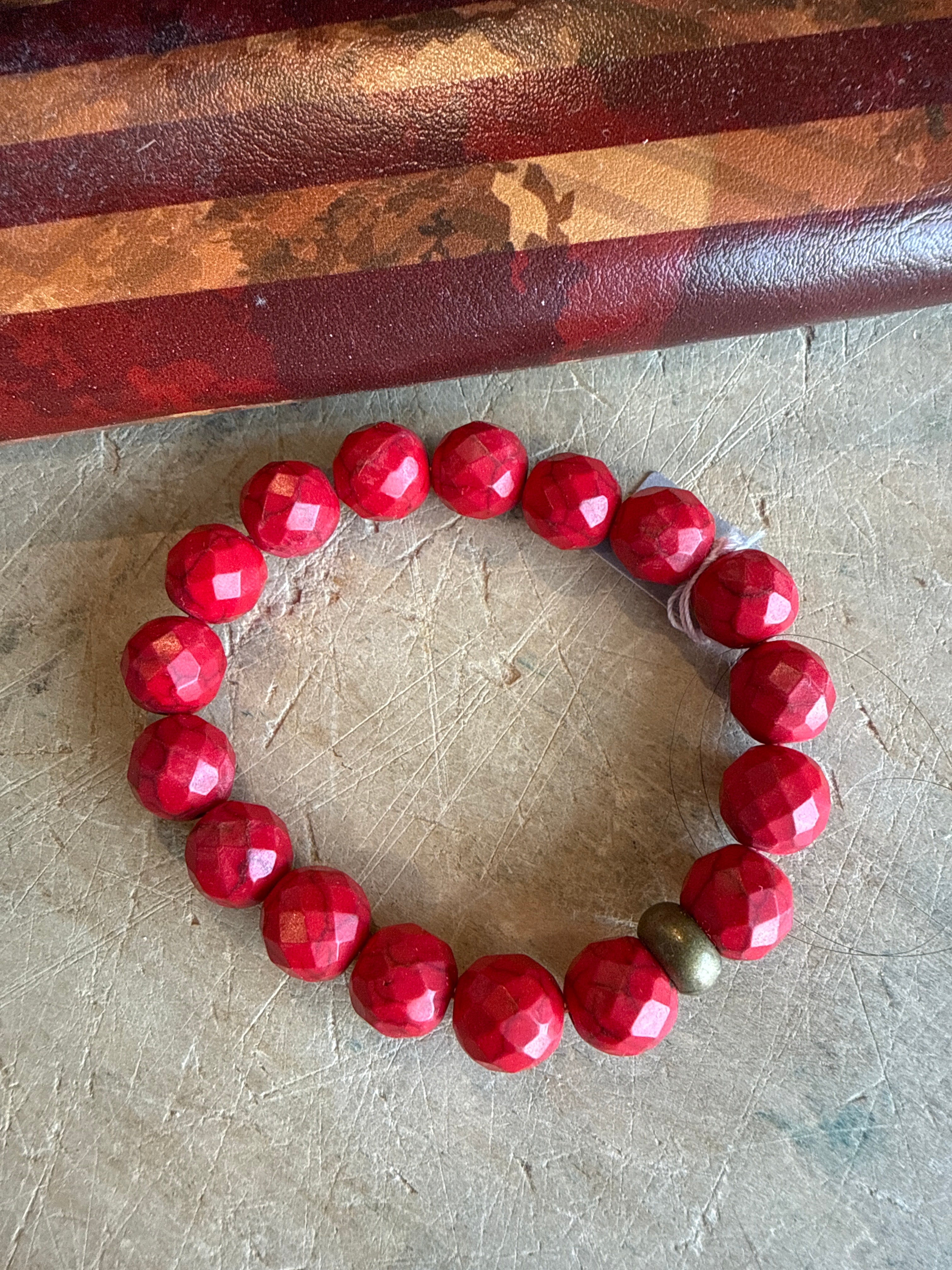 CS320- Red Faceted Bead Stretch Bracelet