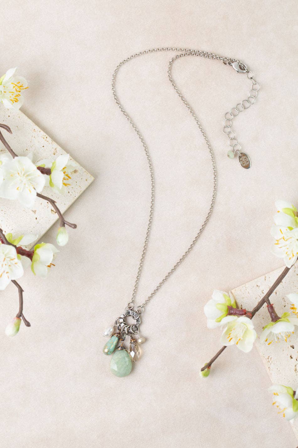 Mint Julep Crystal Cluster Necklace N048 - Vintage Vault Boutique