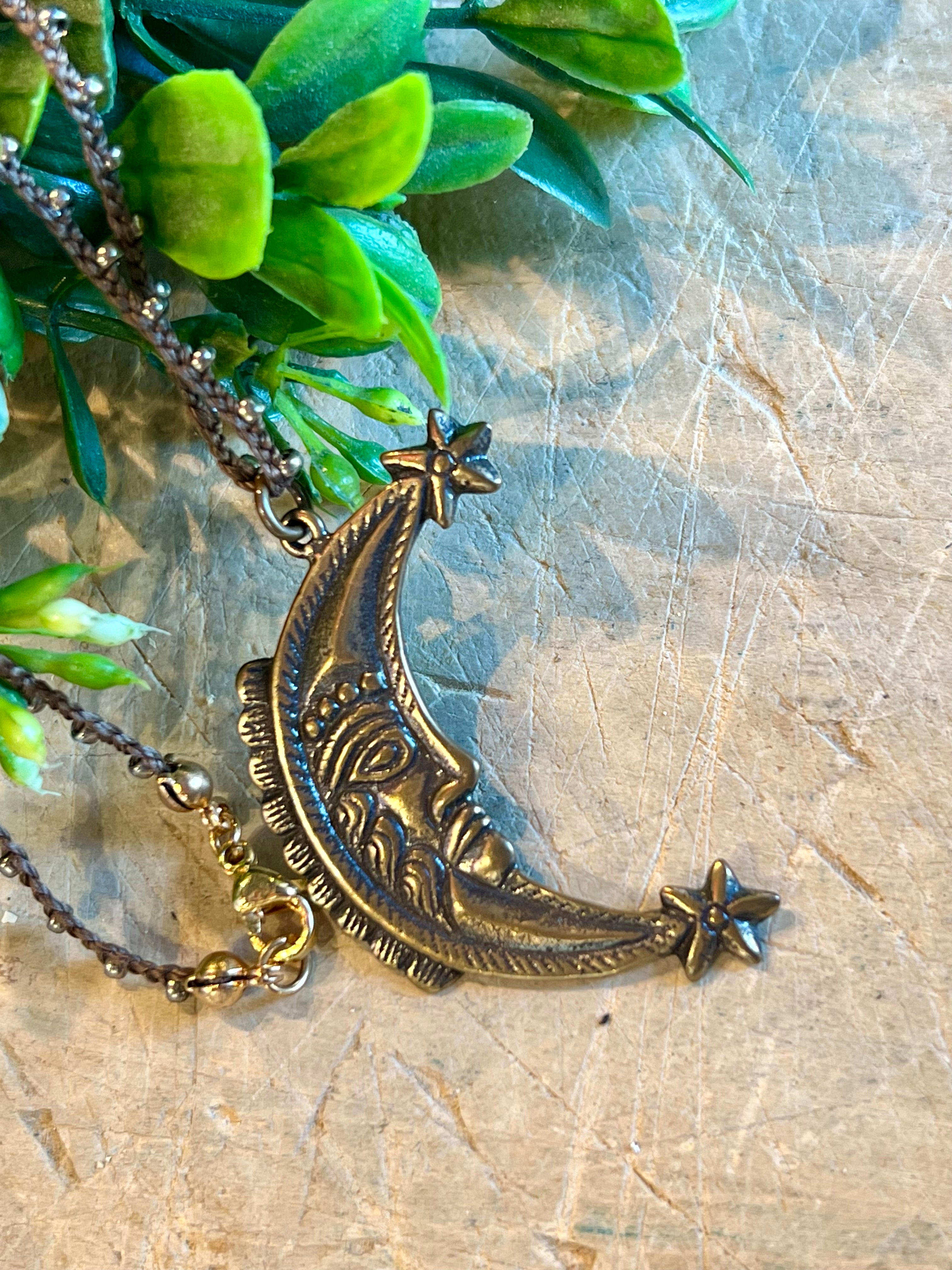 Luna Necklace