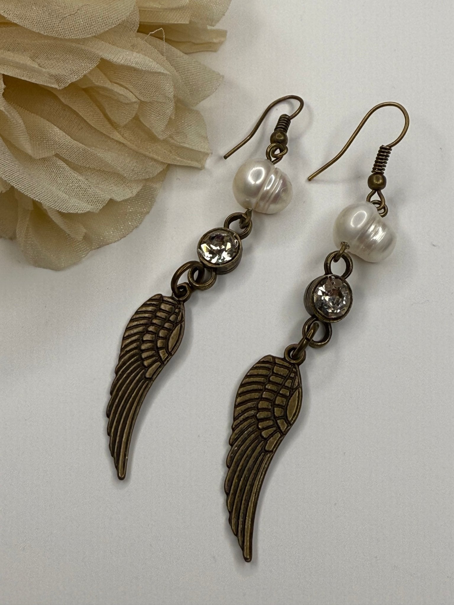 Pearl and Wing Dangle Earring - Vintage Vault Boutique
