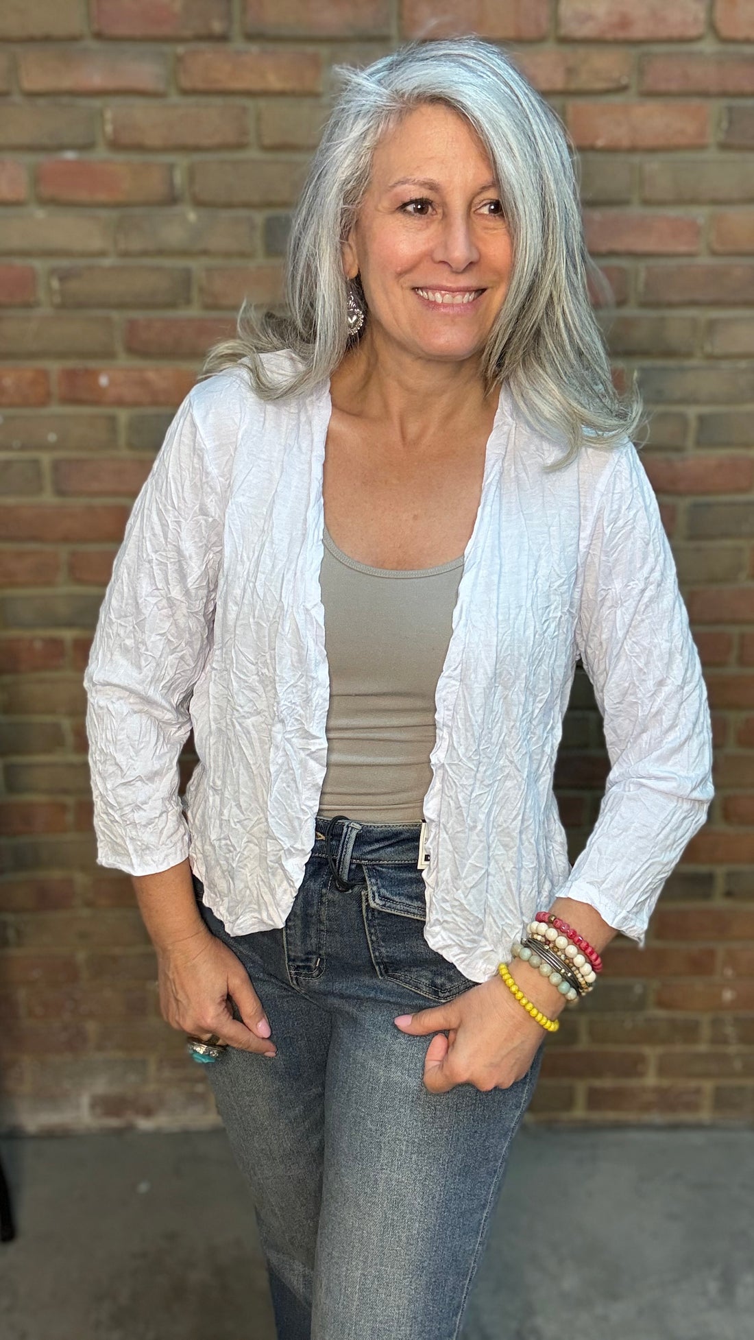 White Short Crinkle Cardigan