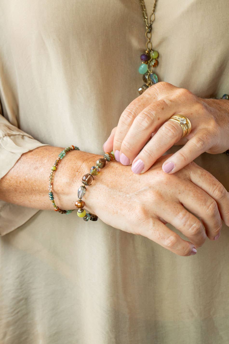 Crisp Autumn 7.5-8.5" Green Jade, Crystal, Freshwater Pearl Collage Bracelet