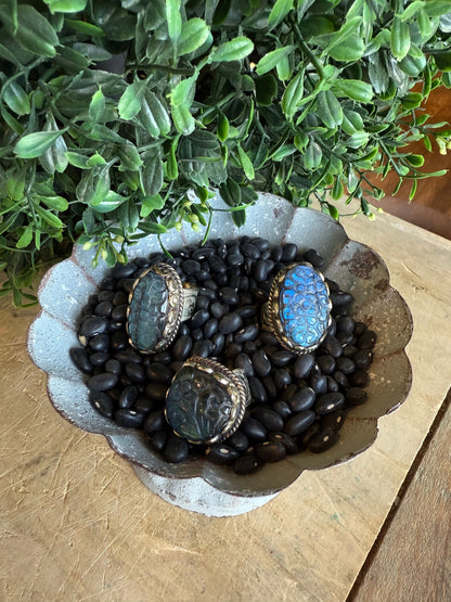 Labradorite Engraved Ring