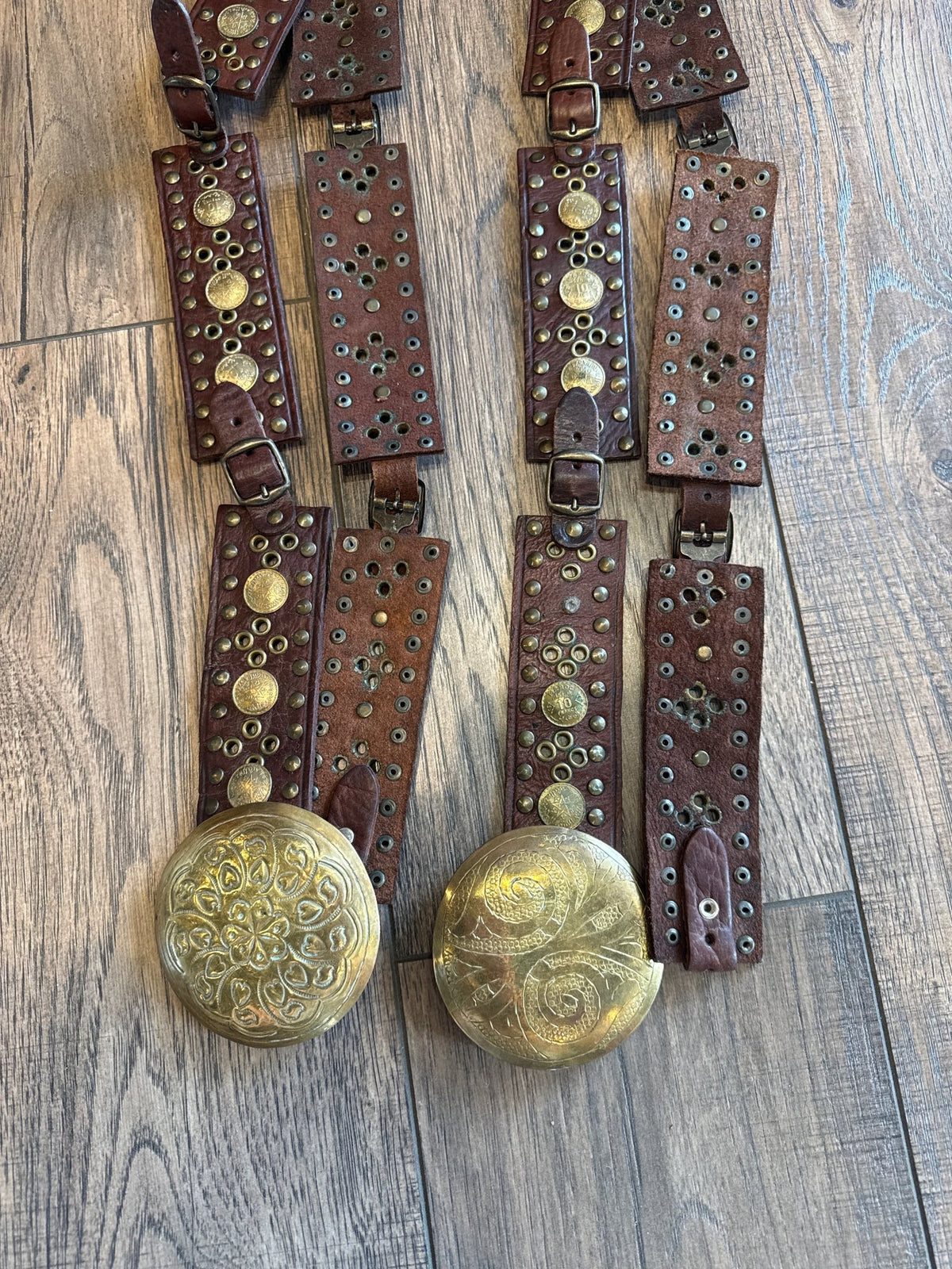 Brass Buckle Link Belt - Brown - Vintage Vault Boutique