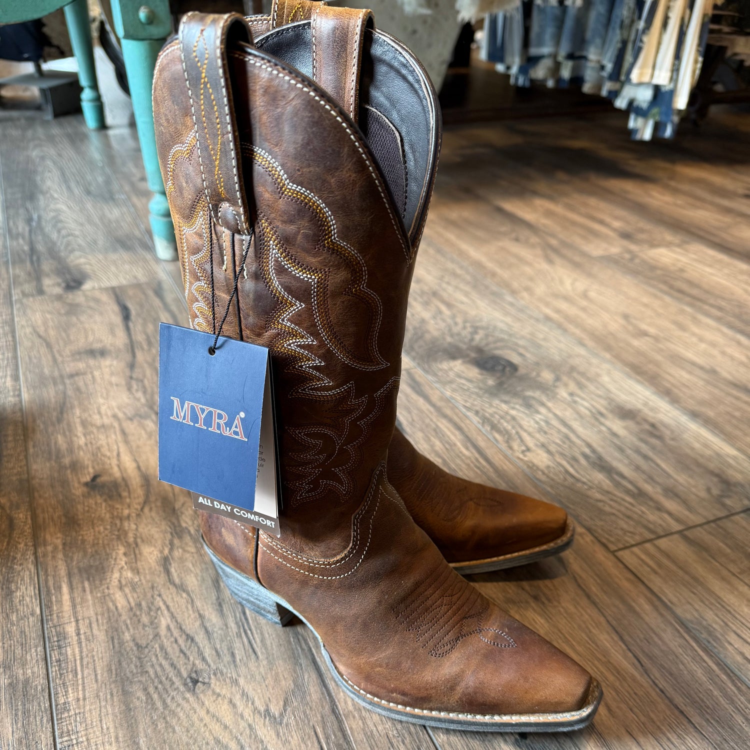 Sabarina Western Boot Size 7 only