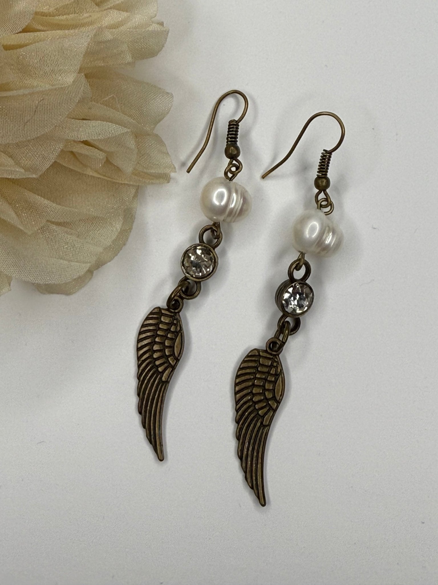 Pearl and Wing Dangle Earring - Vintage Vault Boutique