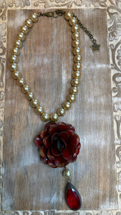 Red Rose Pearl Necklace
