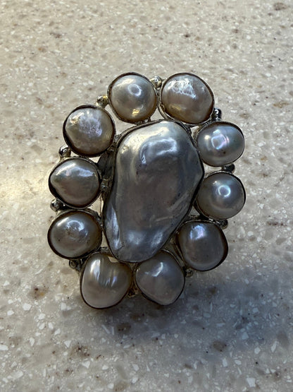 Large Pearl Cluster Ring - Vintage Vault Boutique