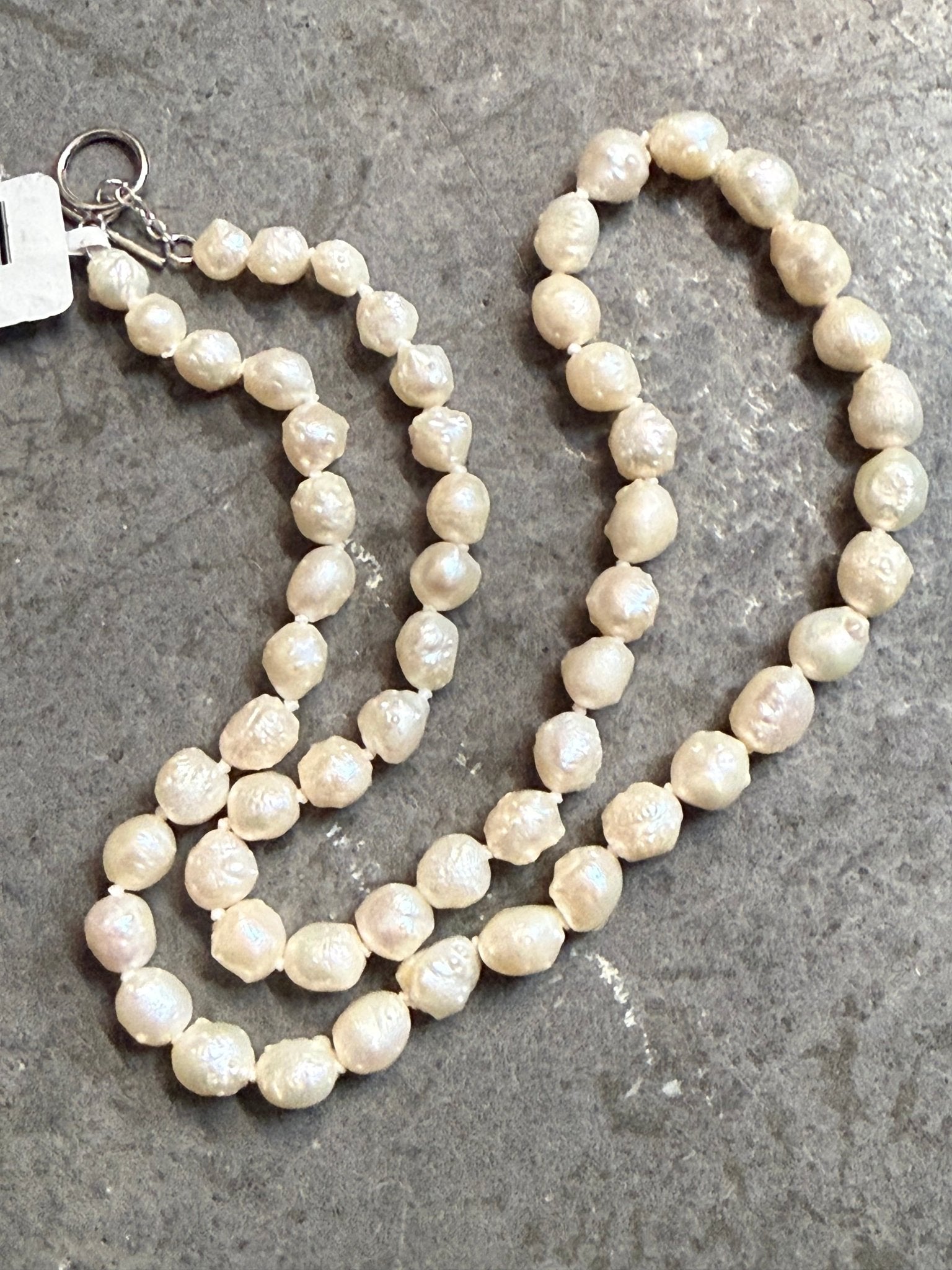 Freshwater Pearl Stand Necklace - Vintage Vault Boutique