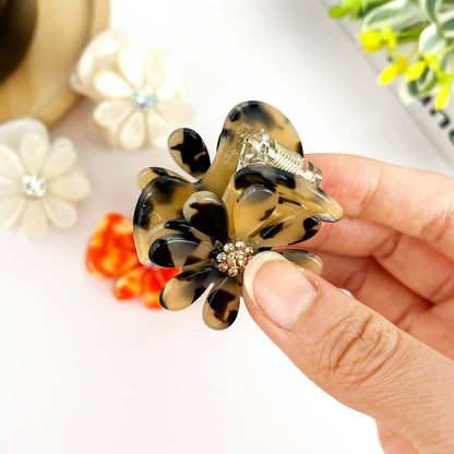 Daisy Diamond - studded Claw Clip - Vintage Vault Boutique