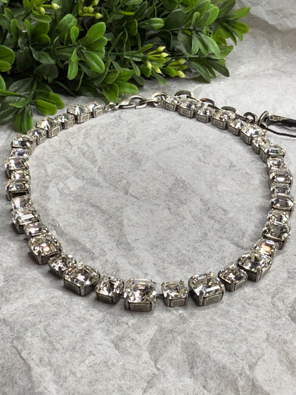 Jadia Necklace in Antique Silver