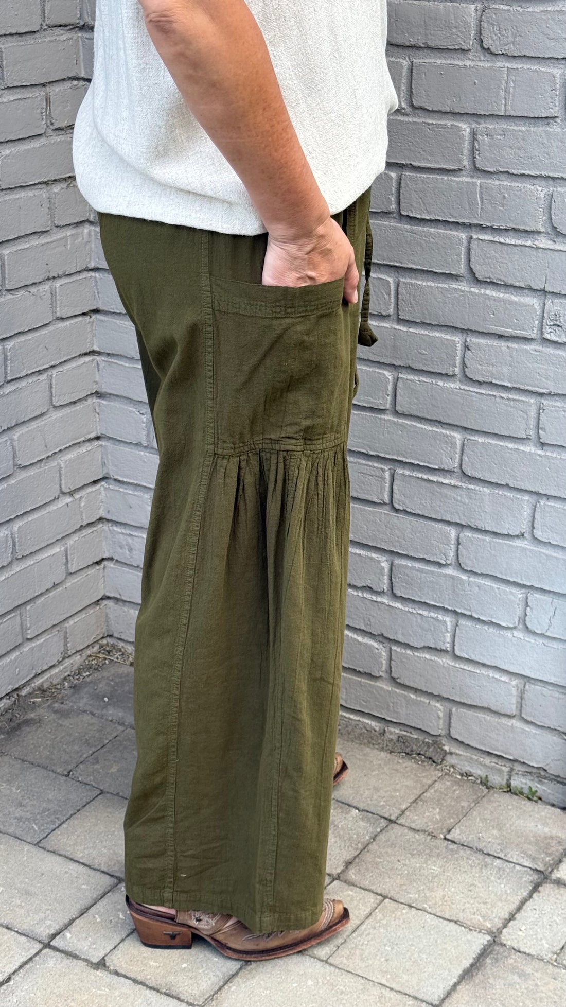 Side Pocket and Gathered Pant Forest