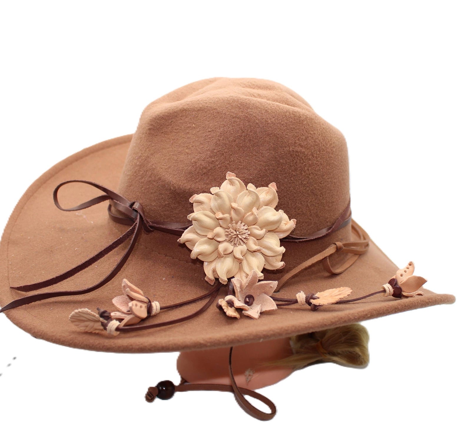 Daisy Flower Hat Band/Necklace - Vintage Vault Boutique