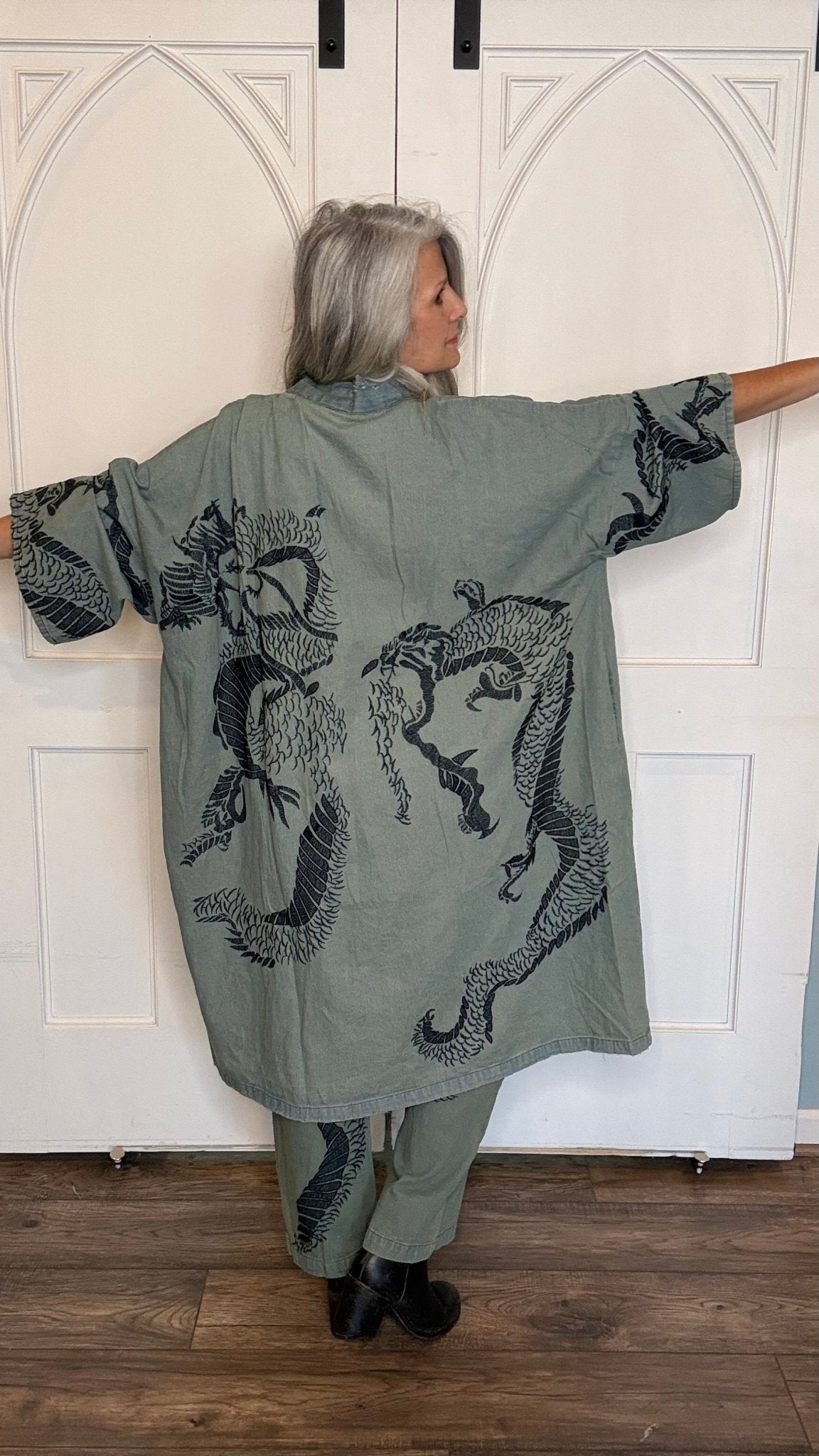 Dragon Spirit Kimono - Vintage Vault Boutique